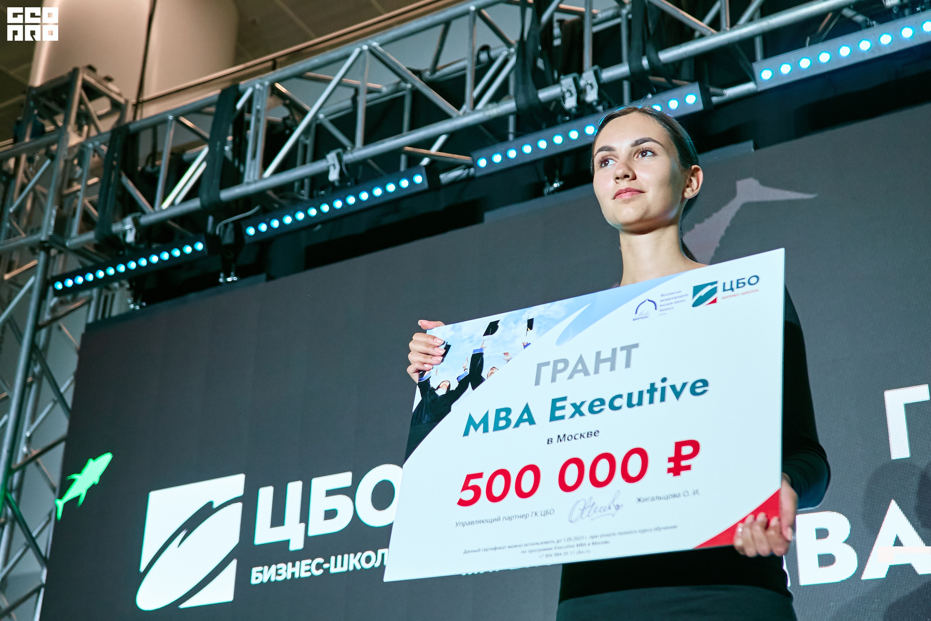 00446 - 2022-09-21 19.03.14 - Alex Bratilov.jpg