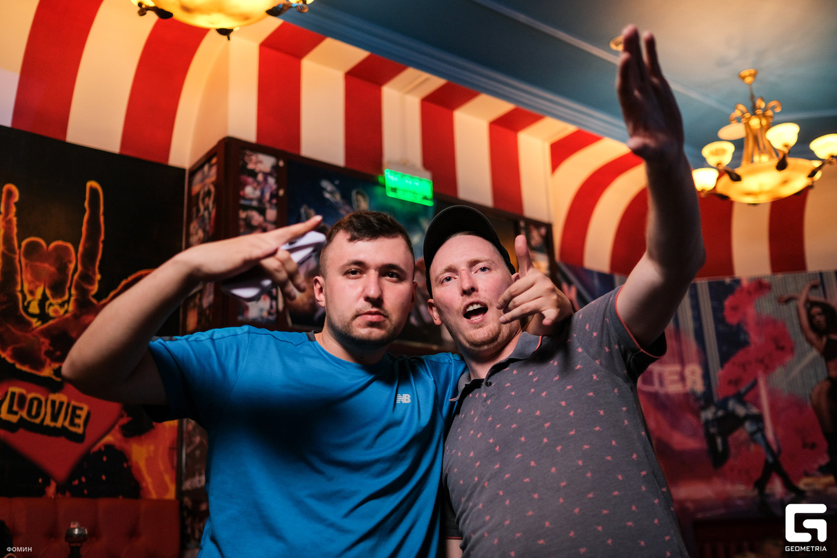 Суббота в баре Americanka 23