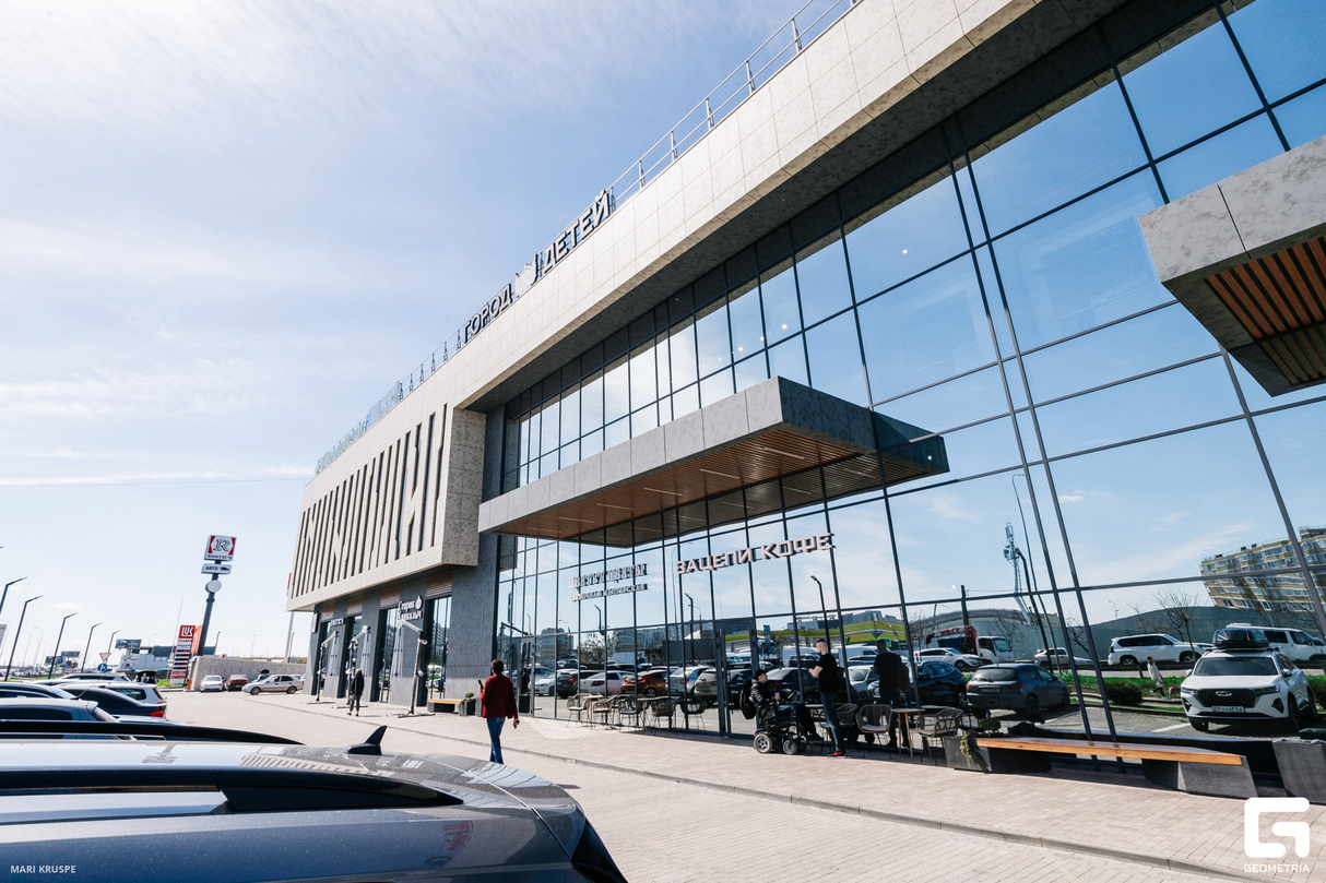 Большой обзор ТРЦ West Mall 19