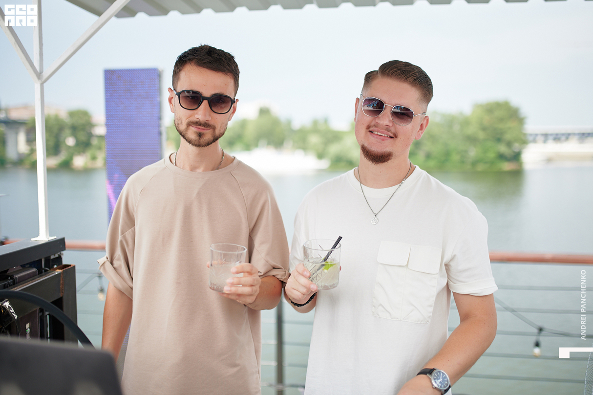 Day pool party 23