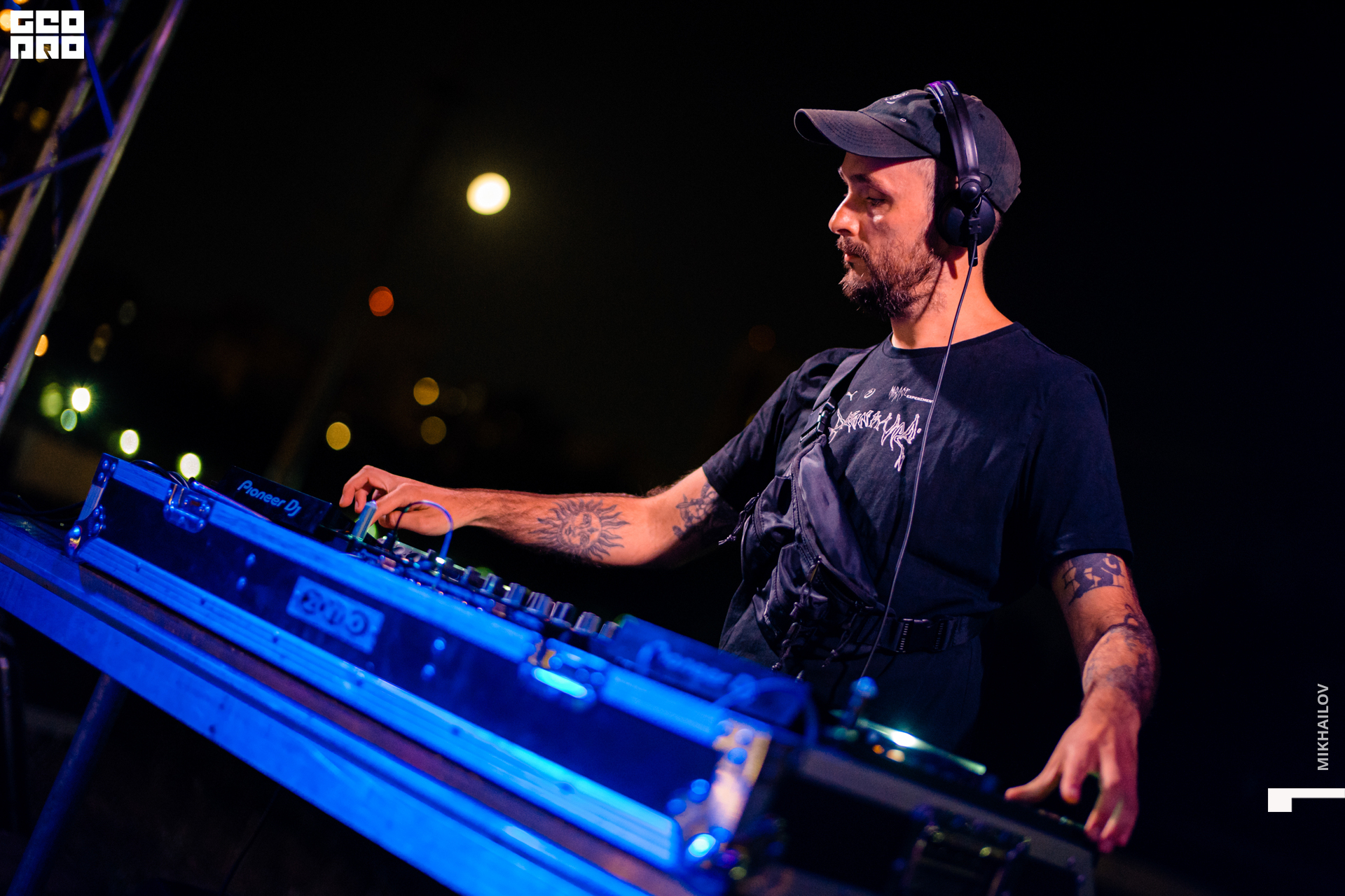 085-21-08-2021-21-08-Seasons - Mikhailov - 2560.jpg