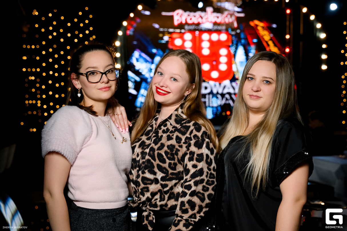 15 лет бару-ресторану Broadway 15