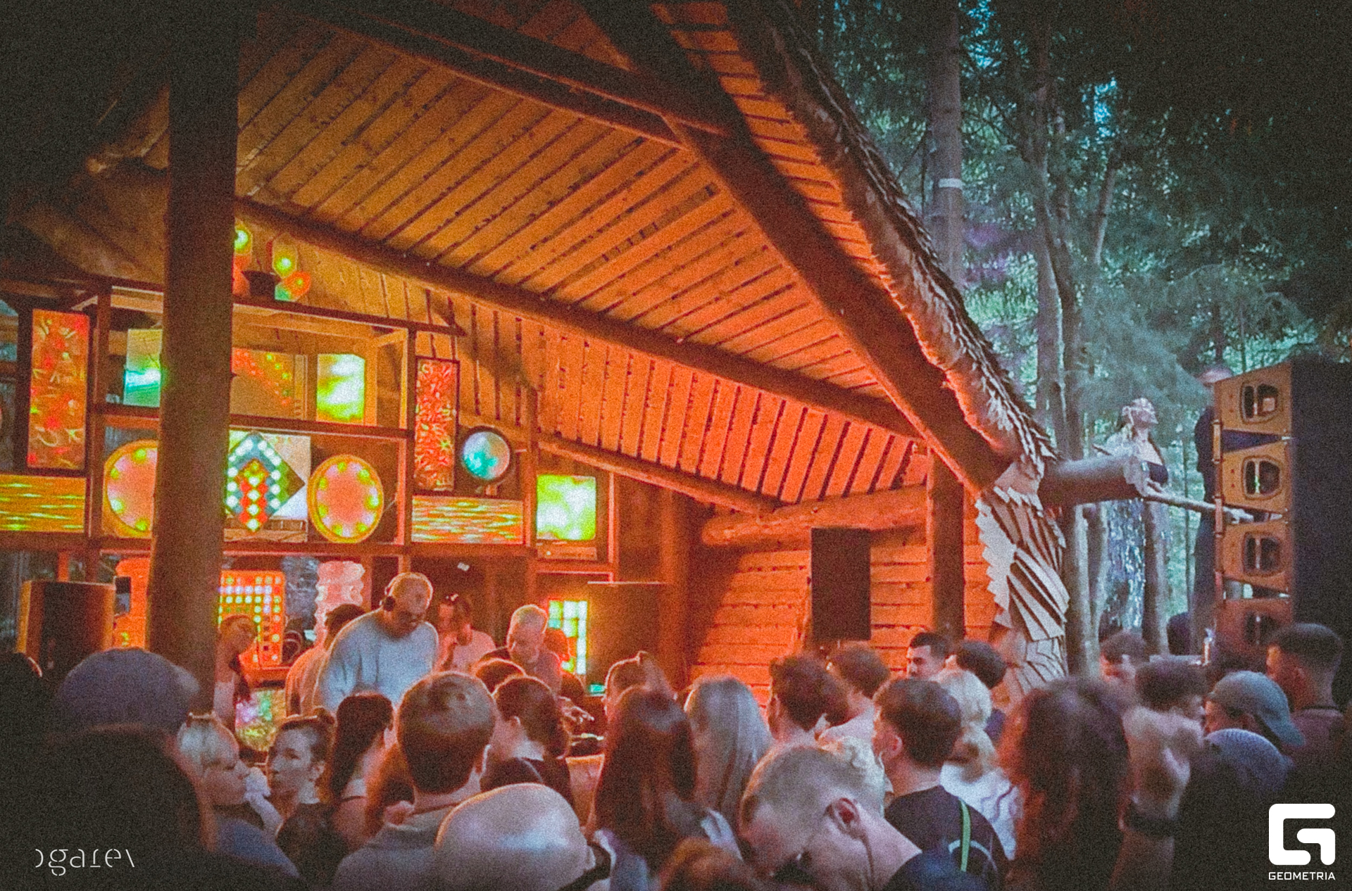 OUTLINE 2025-176.jpg