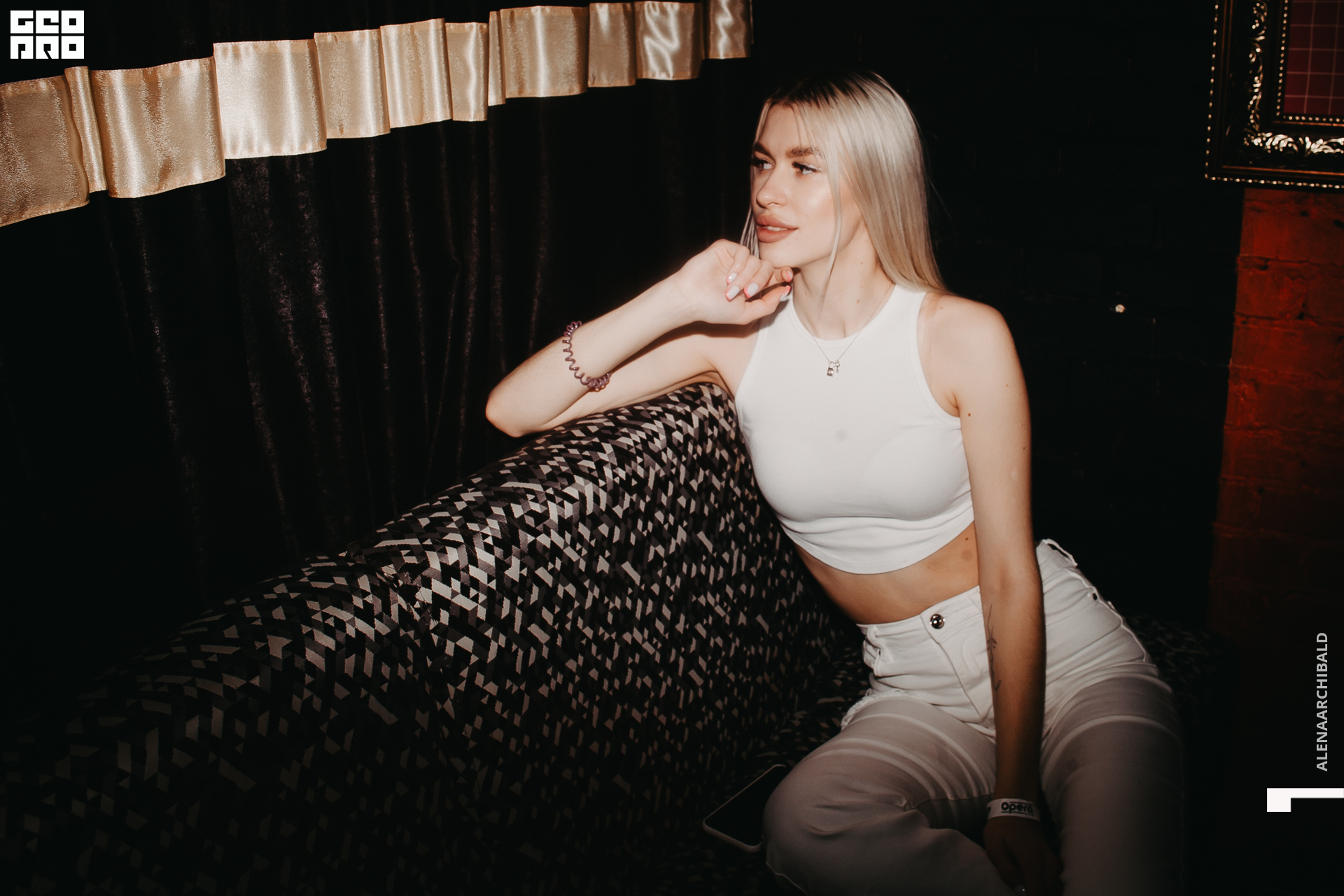 2021-04-03 00-43-45_alenaarchibald_061.JPG