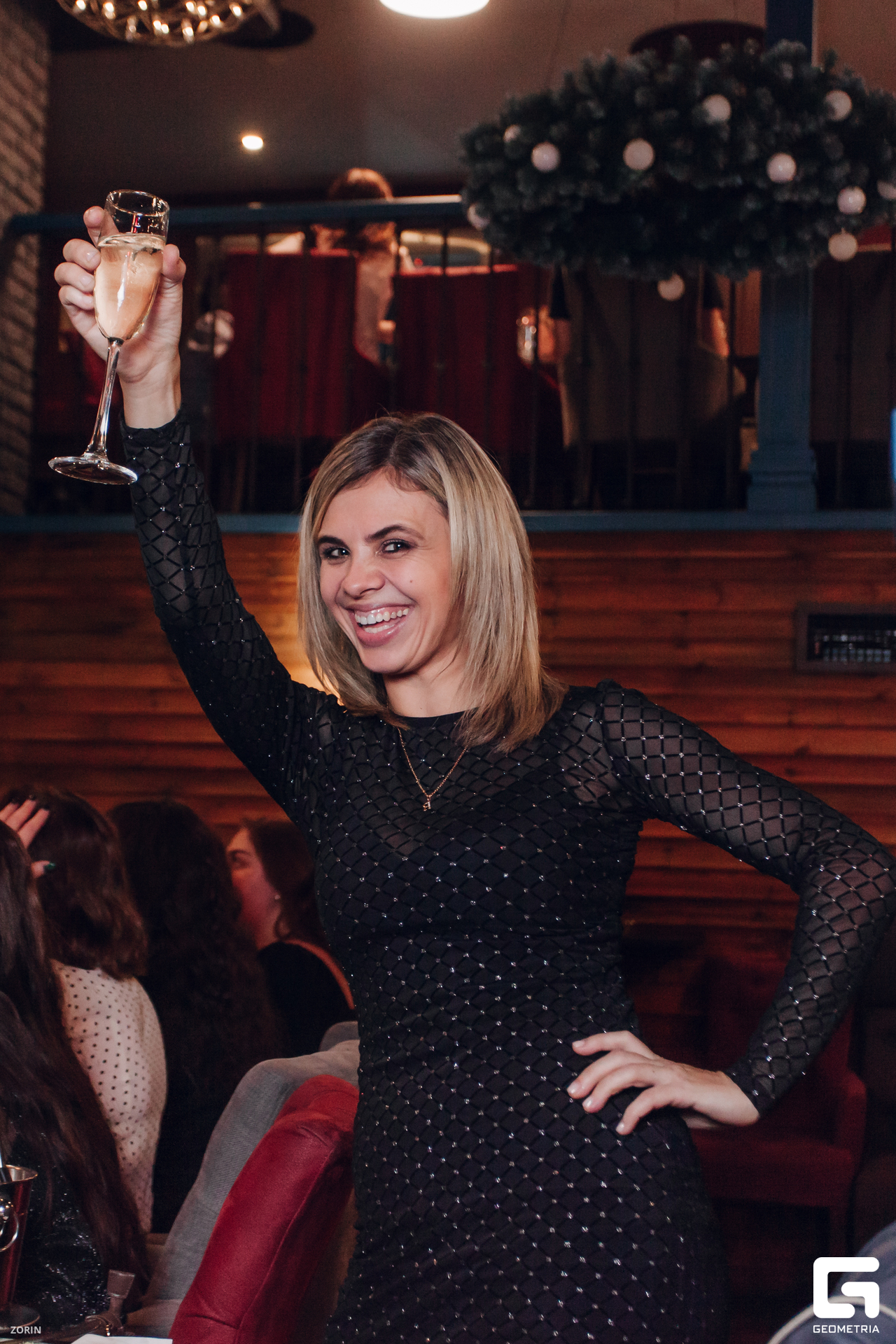 024-19-30-33-19-12-24- Zorin.jpg