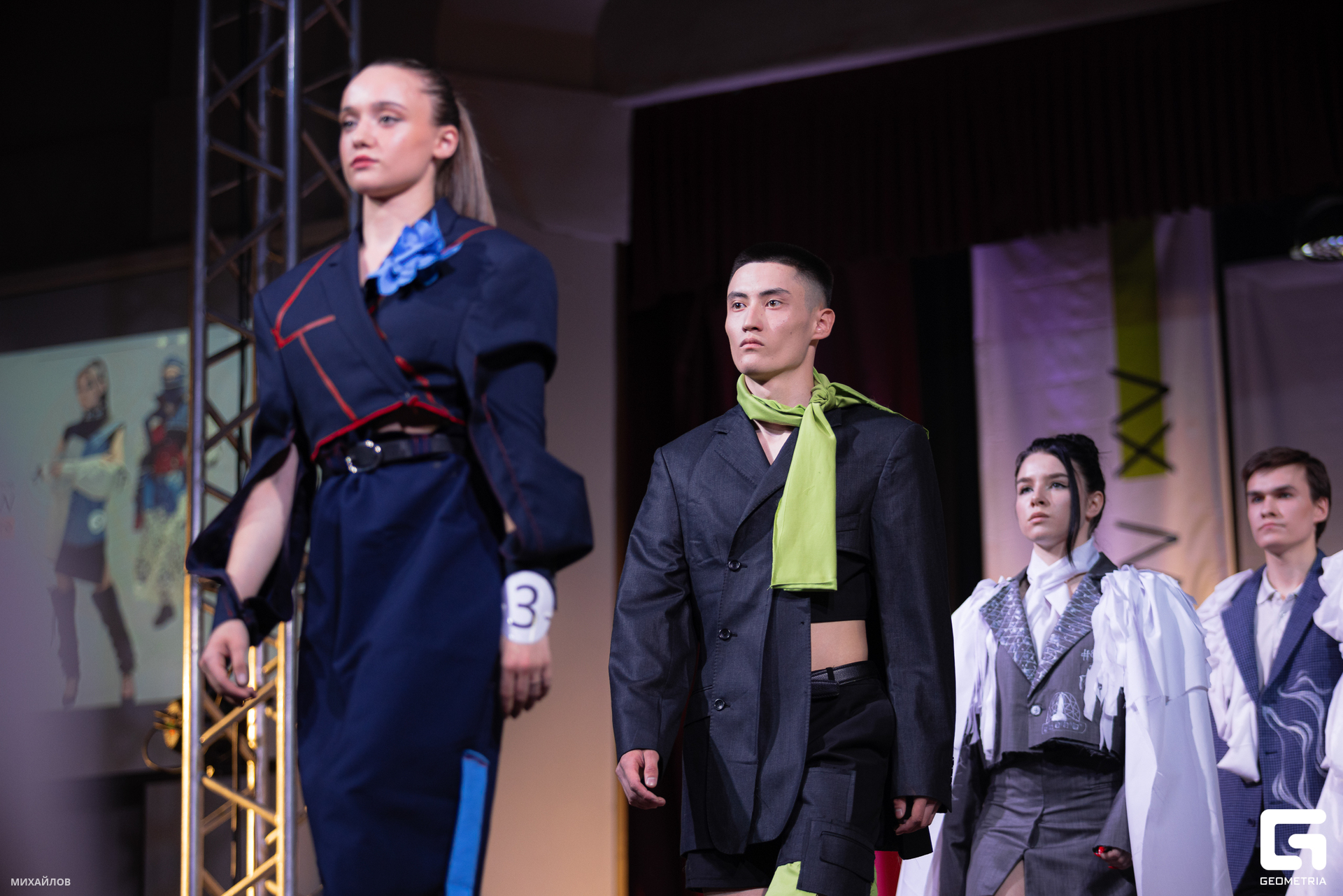 082-2305204358-Показ - Михайлов - 2560.JPG