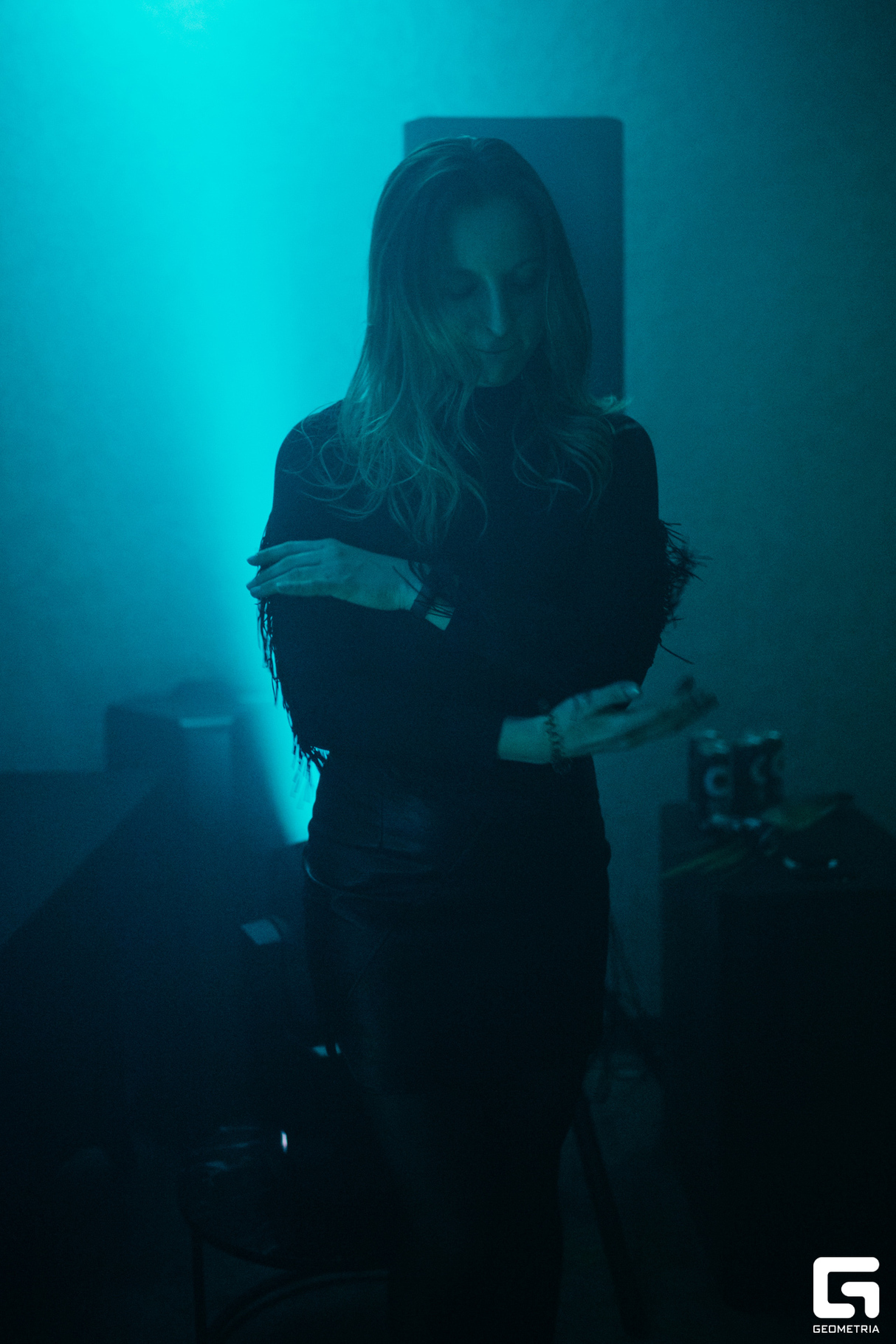 COME IN DA HOUSE 27