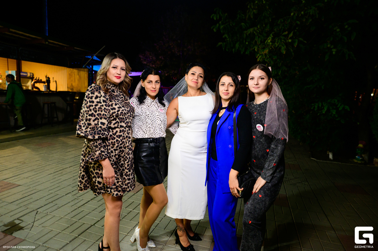 Выходные в кафе "Grill park" 28