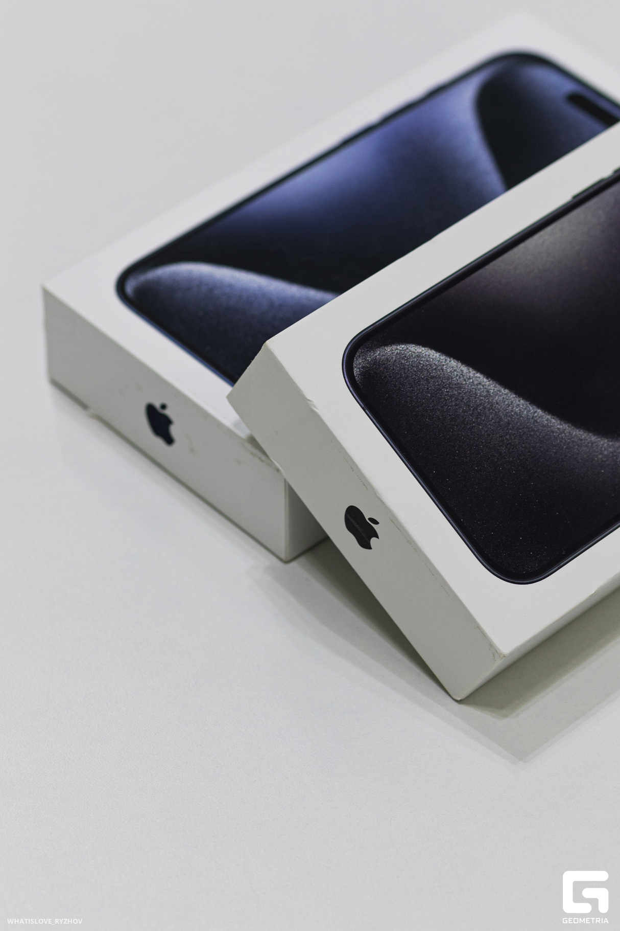 Презентация iPhone 15 в iQmac 23