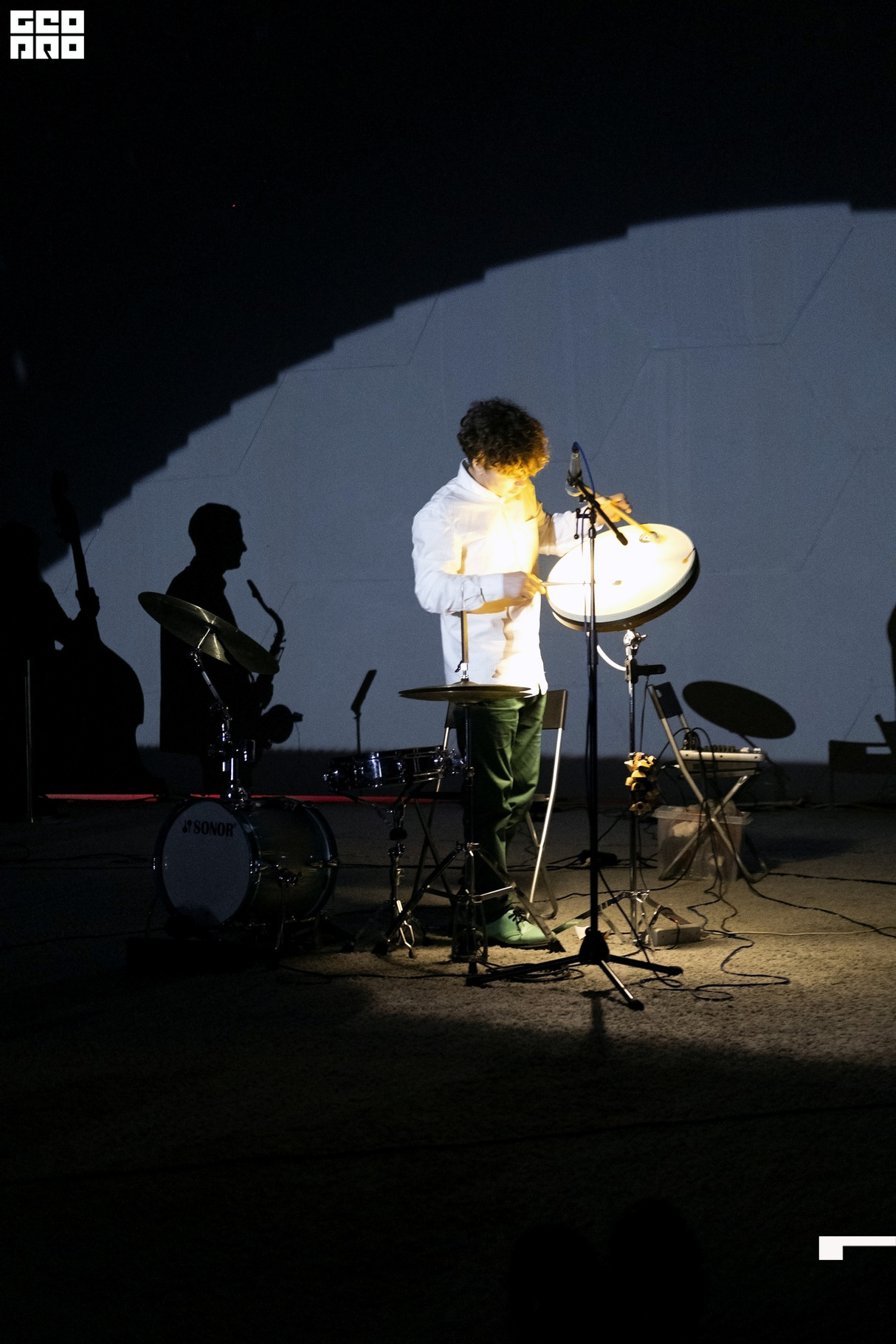 MELANCHOLIC JAZZ IN OUTER SPACE 17