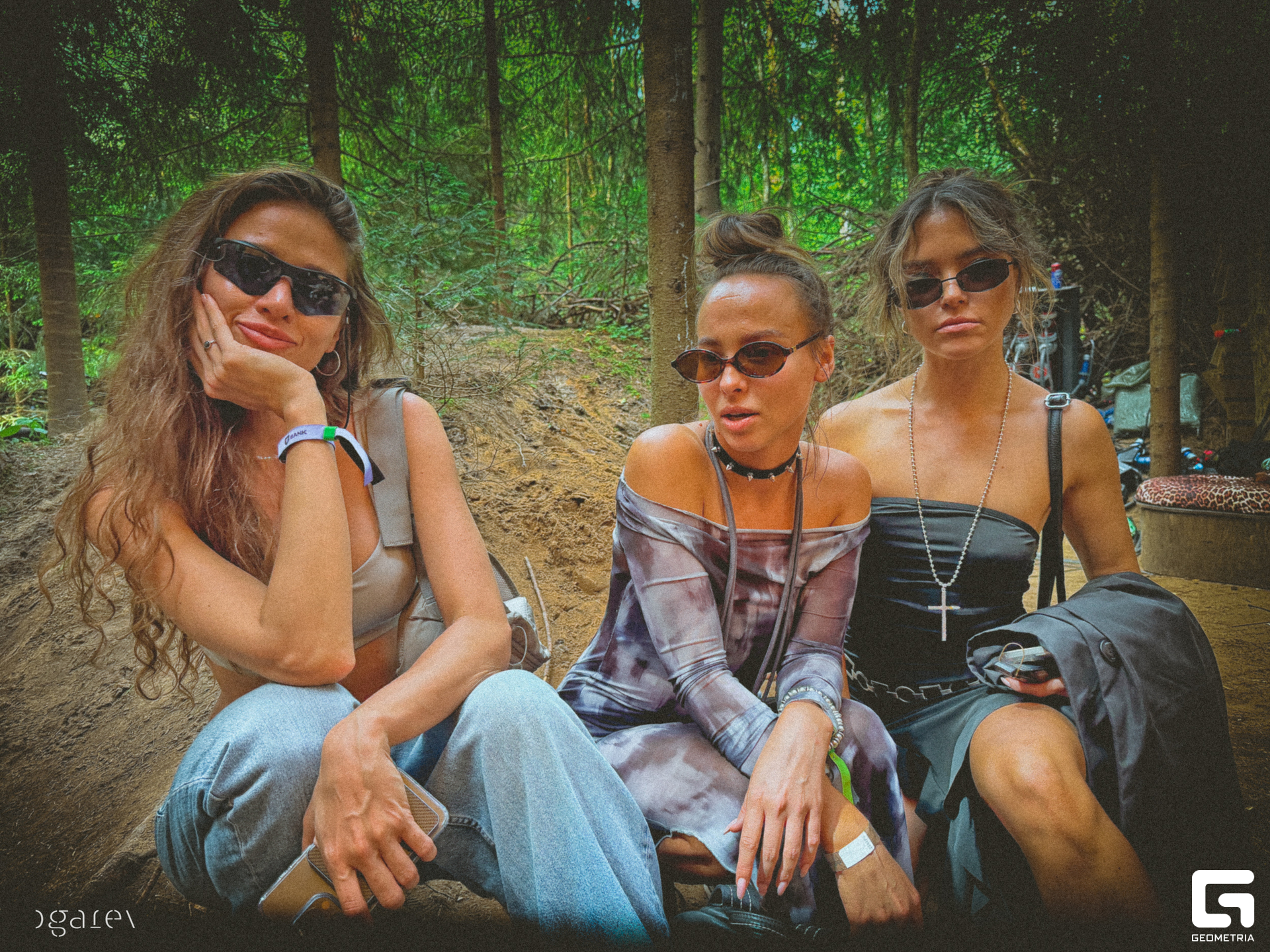 OUTLINE 2025-166.jpg