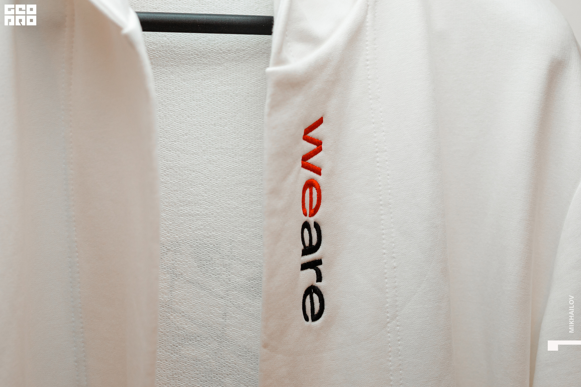 003-11-04-2021-00-25-We are - Mikhailov - 2560.jpg