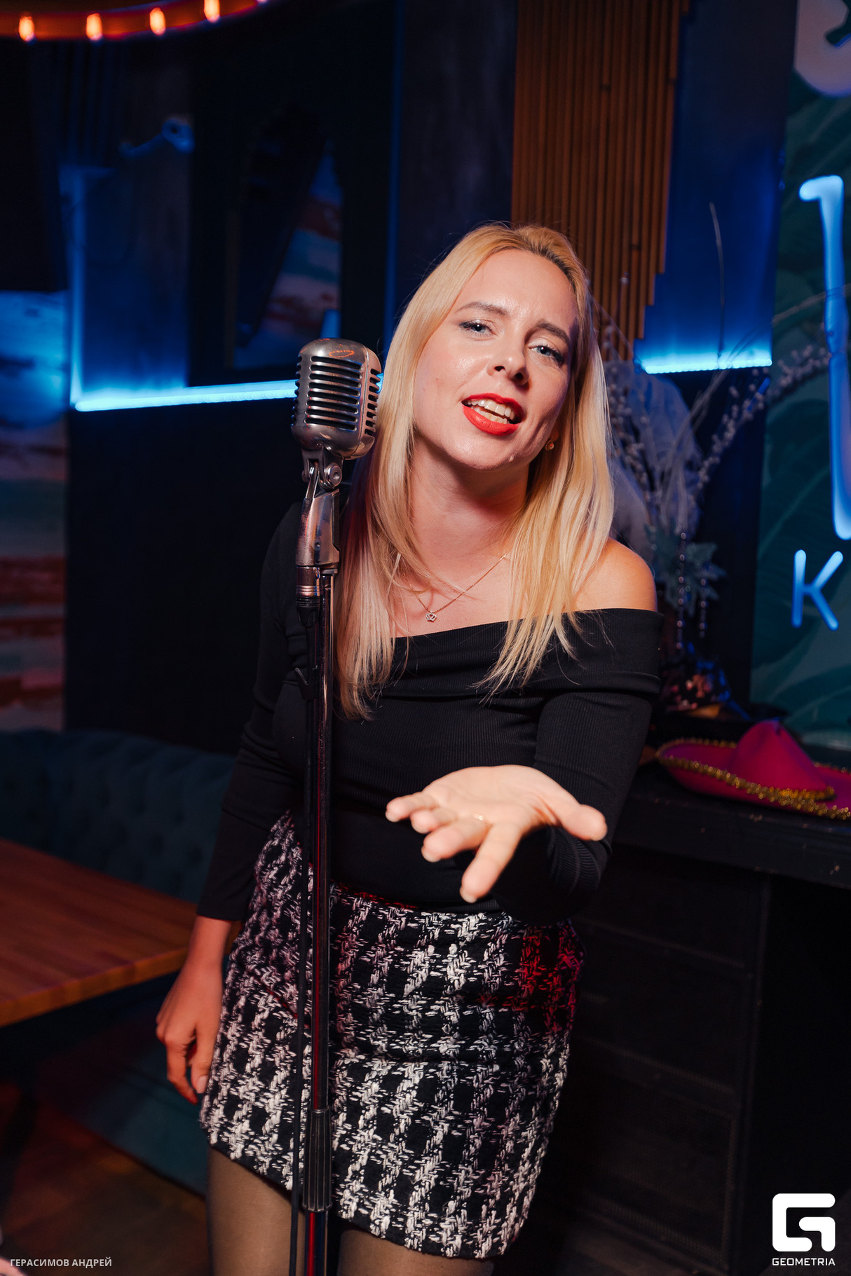 КАРАОКЕ WEEKEND 27