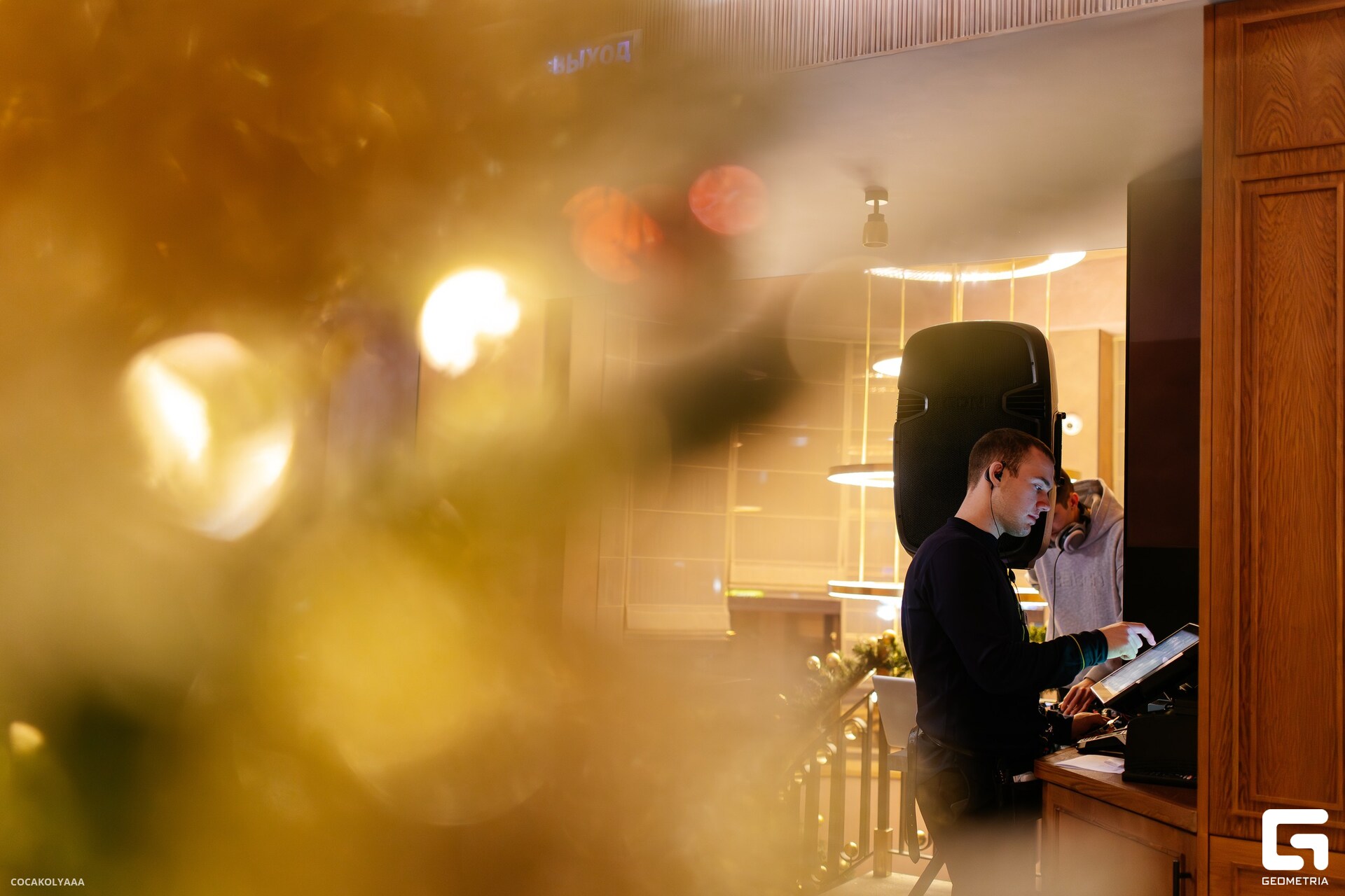 PET67602-Улучшено-Ум_resized. шума.jpg