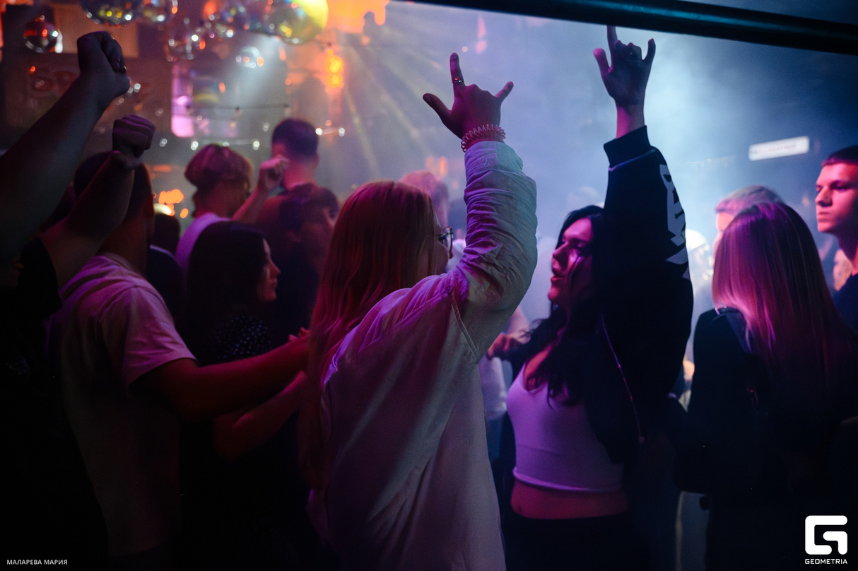FUNKY PARTY 8
