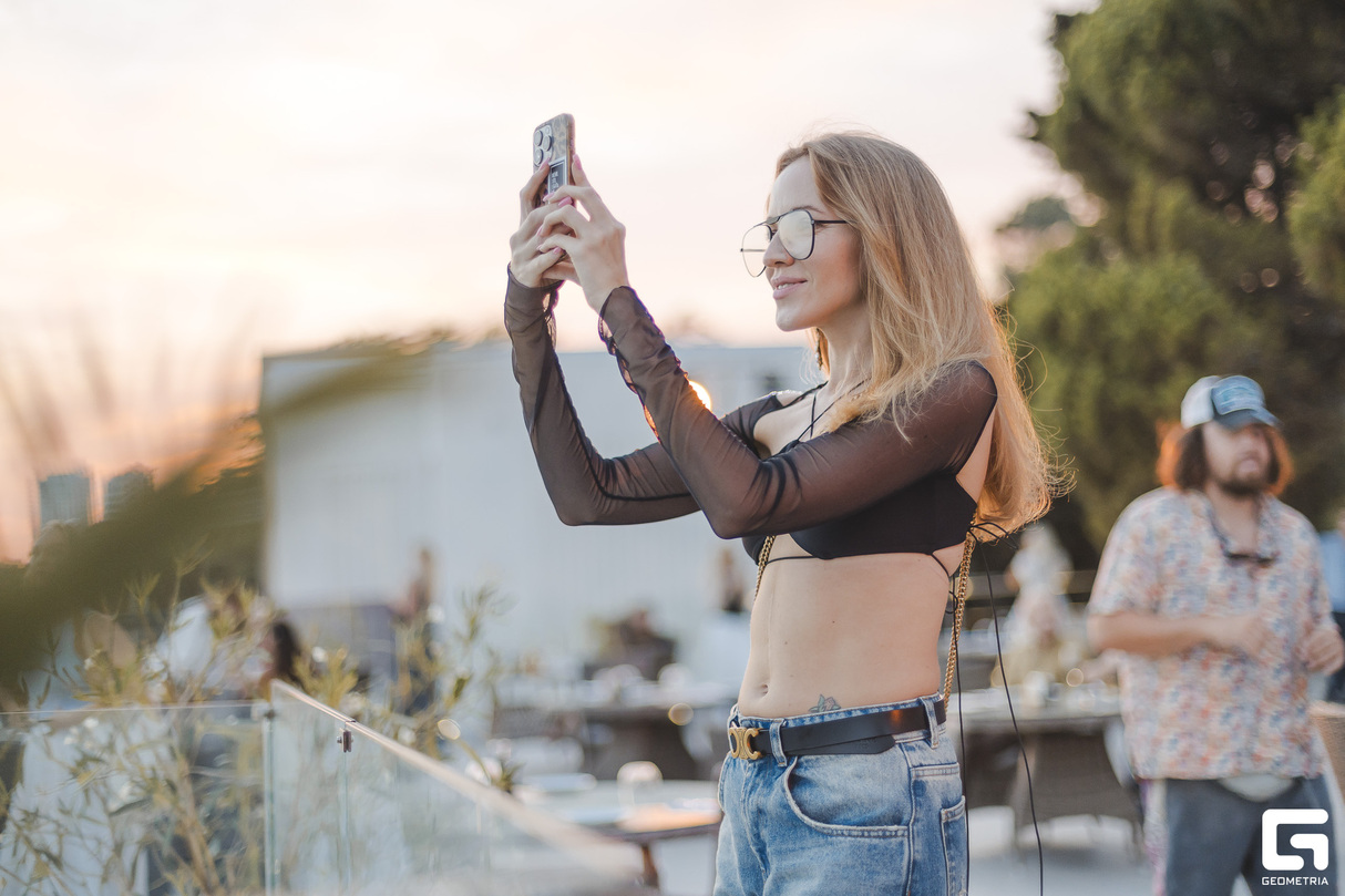 ЛЕТНИЙ ROOFTOP 20