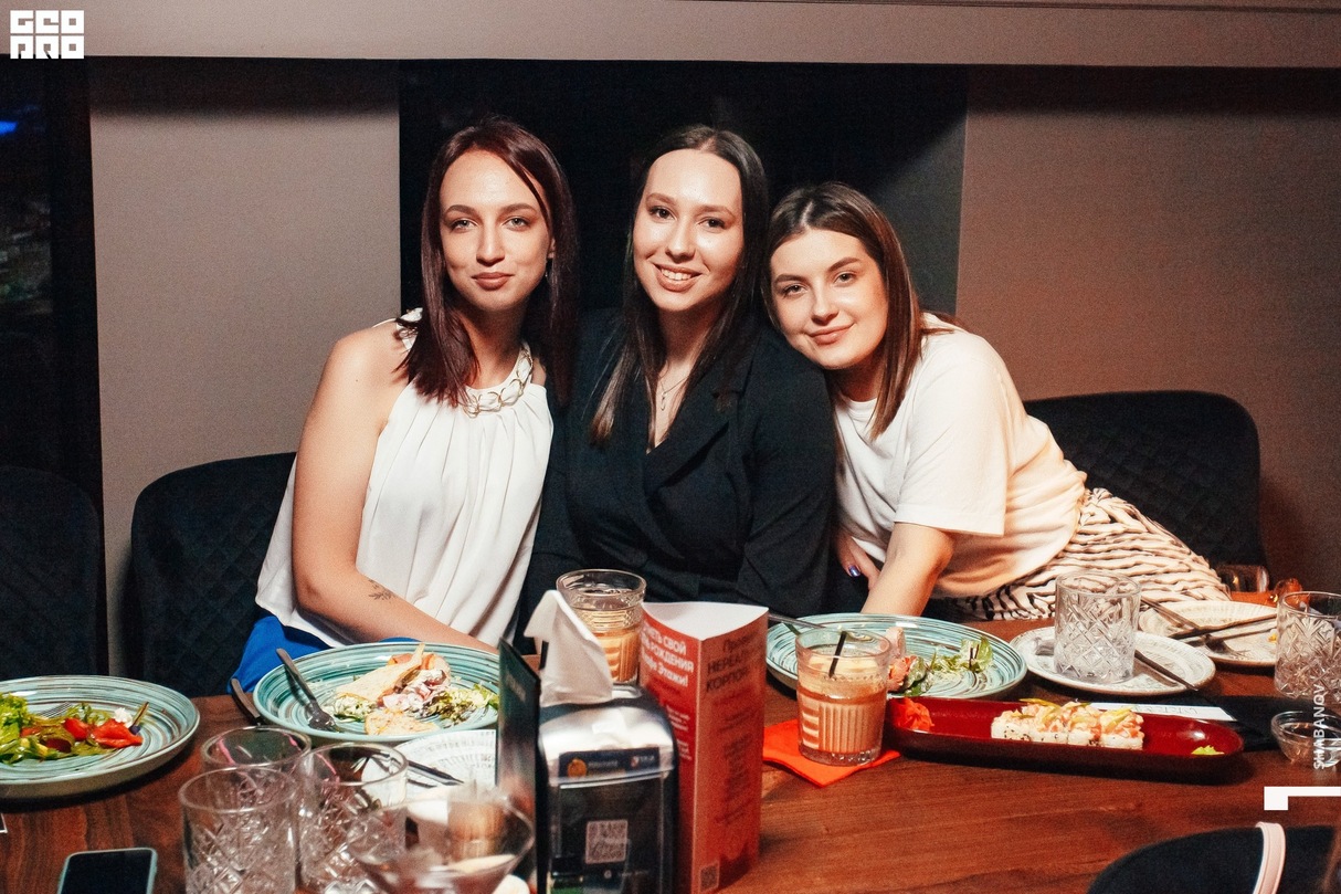 Friday party 9