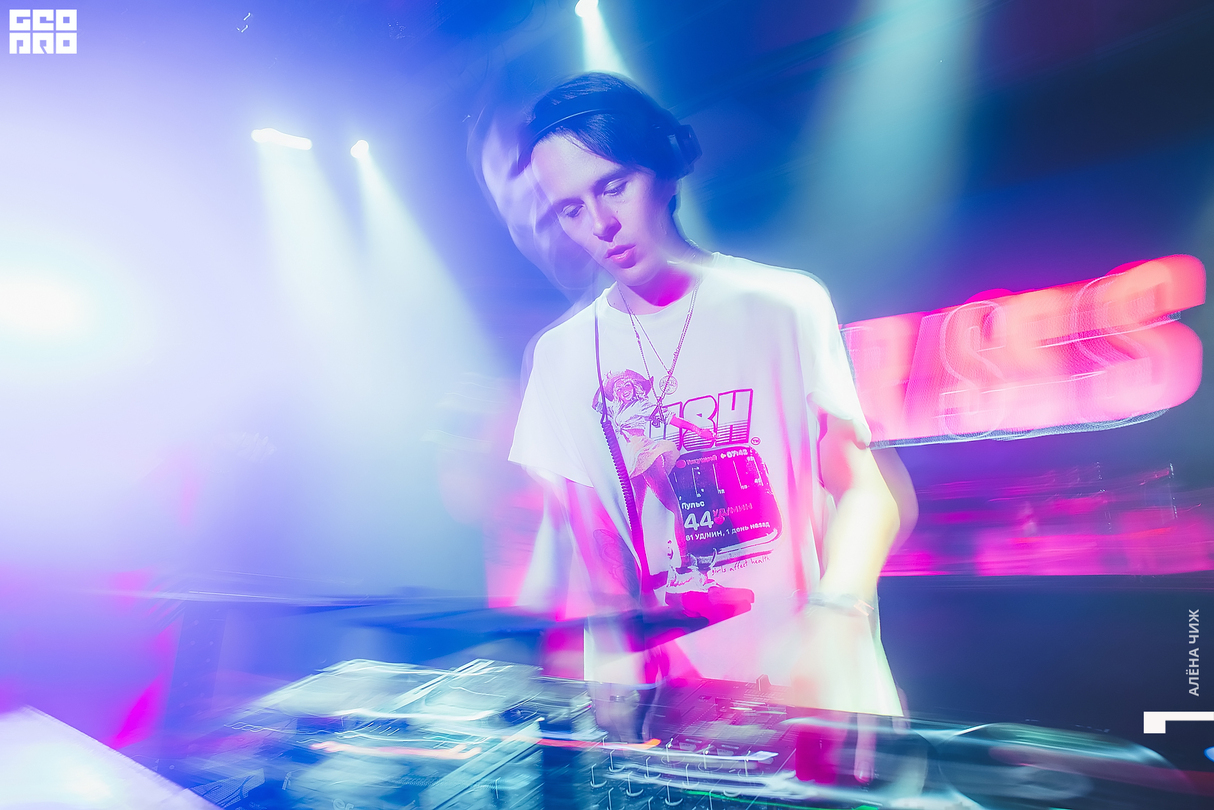 THE TOP CLUB WKND 15