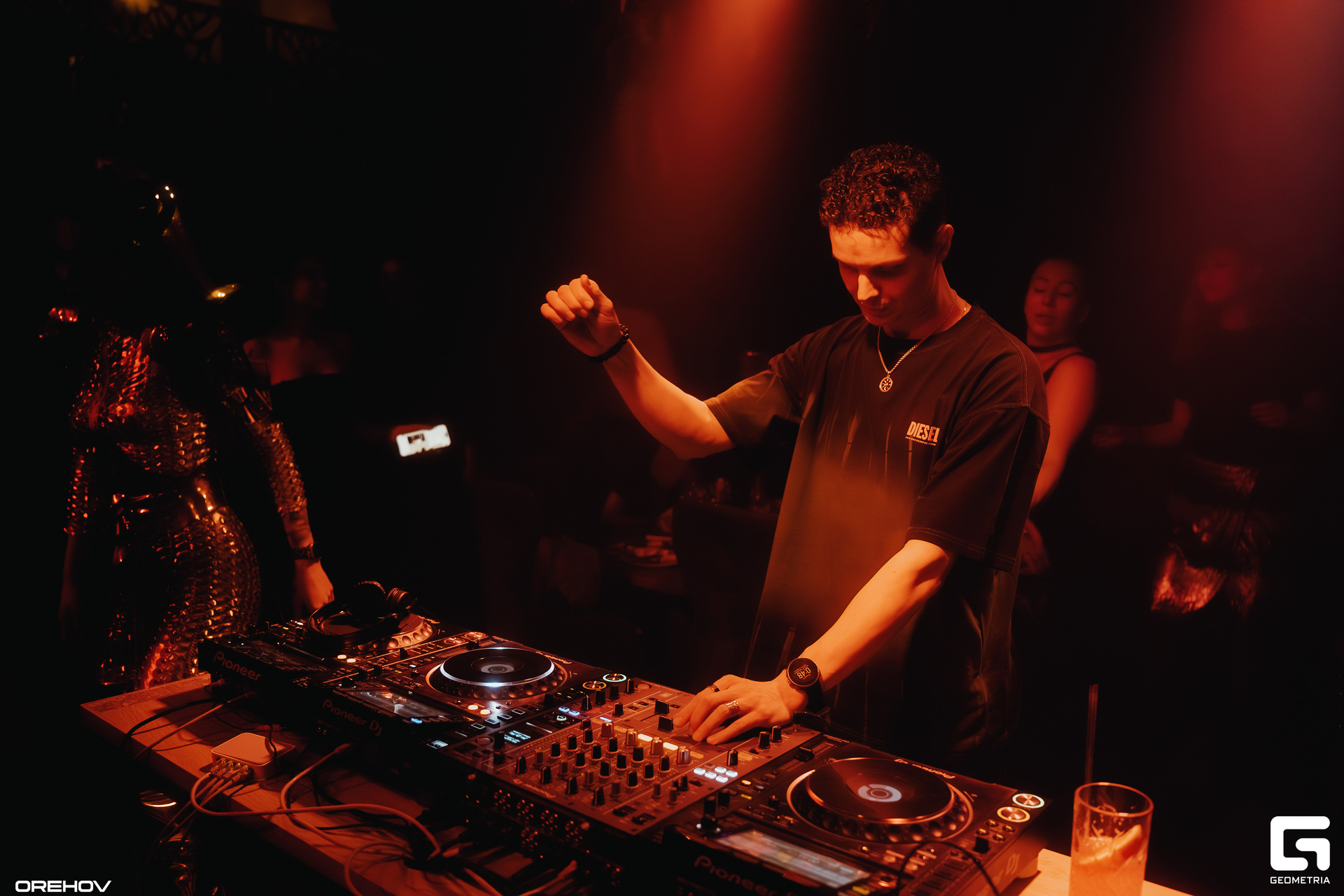 DSC01084-Улучшено-Ум. шума.jpg