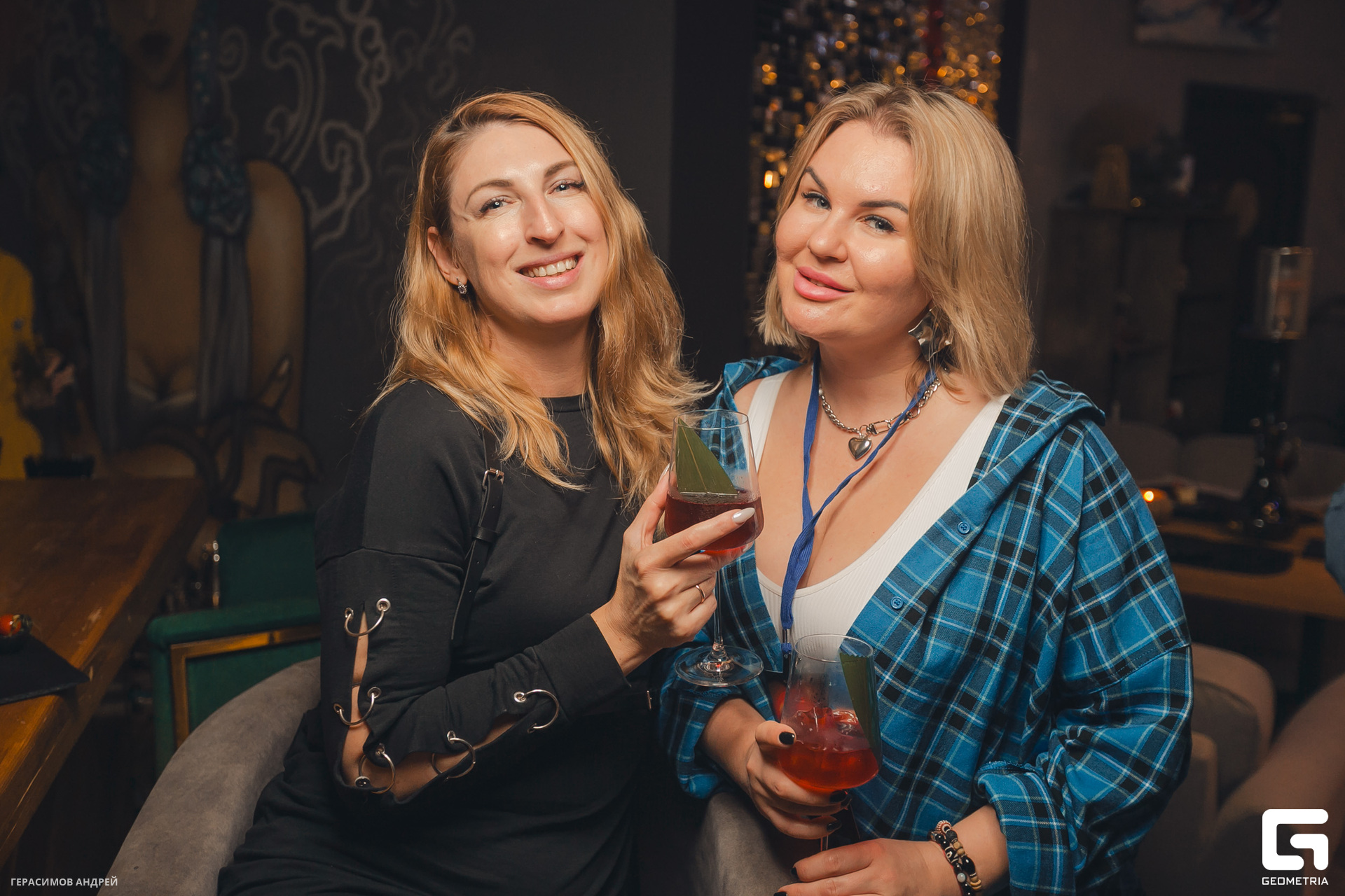 004  Geo conference Afterparty 7. 12.jpg