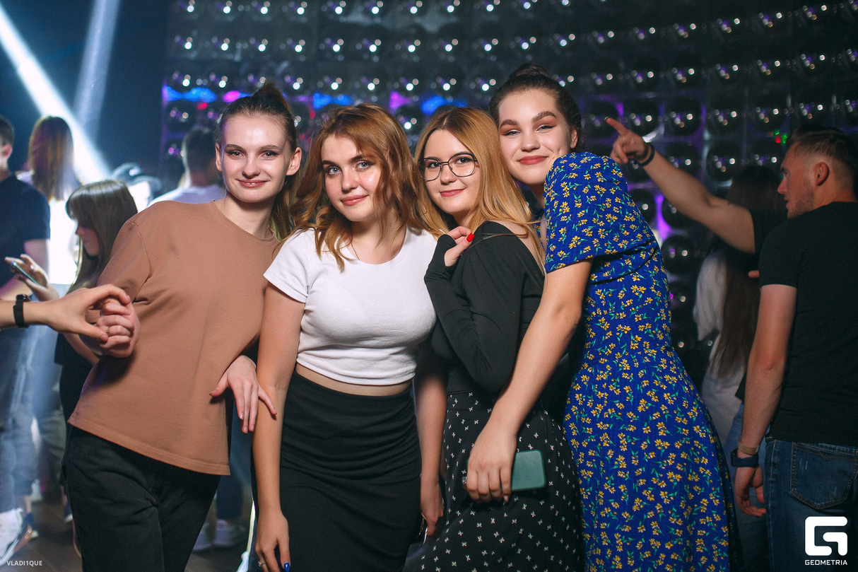 Weekend Party 30