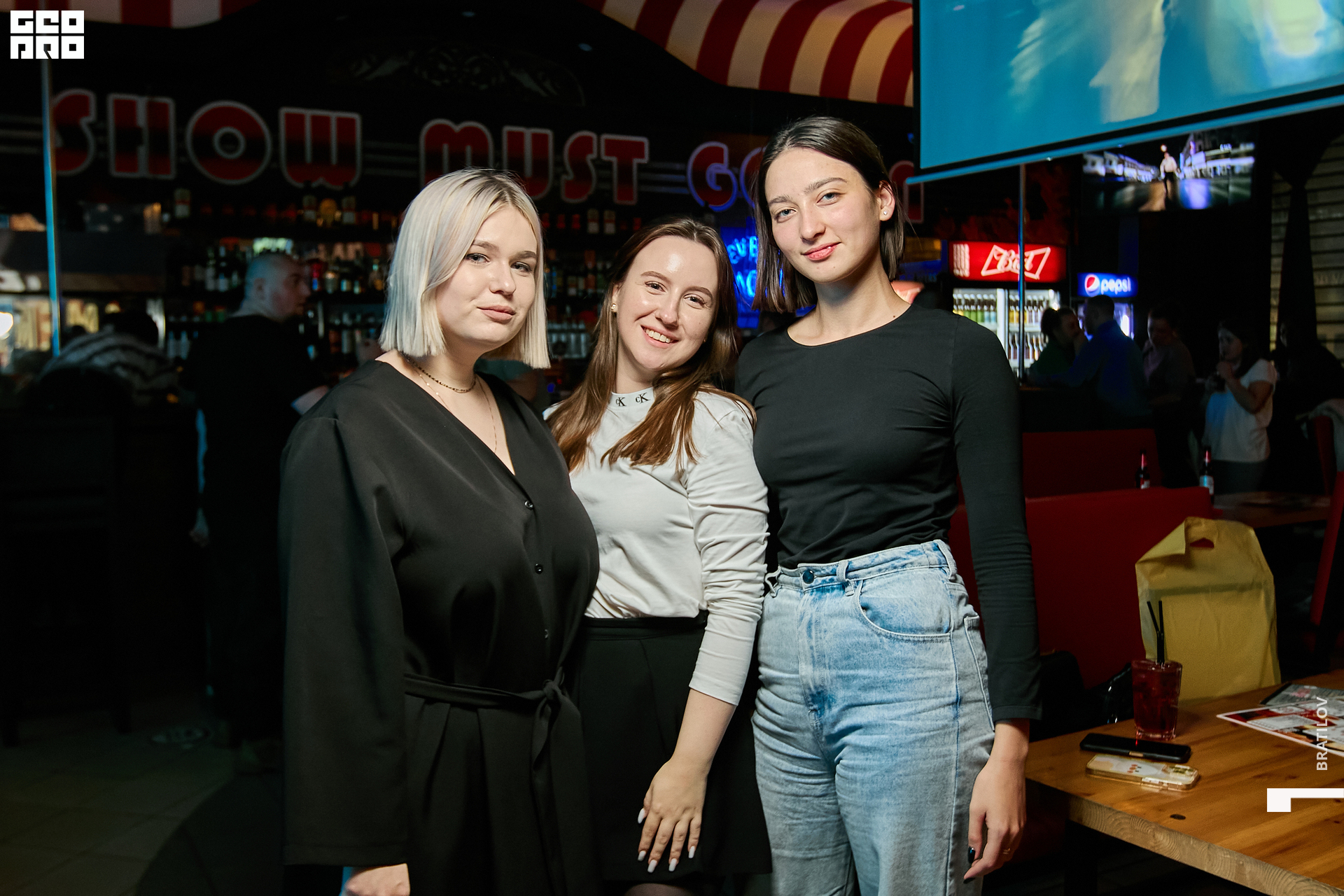 00017 - 2022-10-01 01.40.09 - Alex Bratilov.jpg