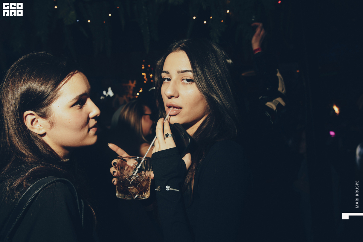 DVIZ PARIZ 20