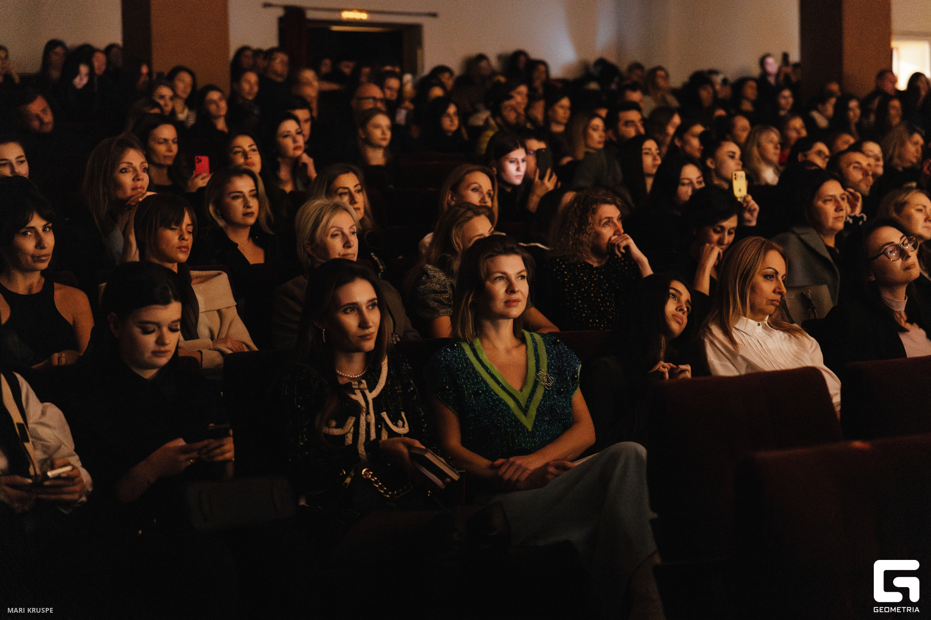 MARI5755-Улучшено-Ум. шума.jpg