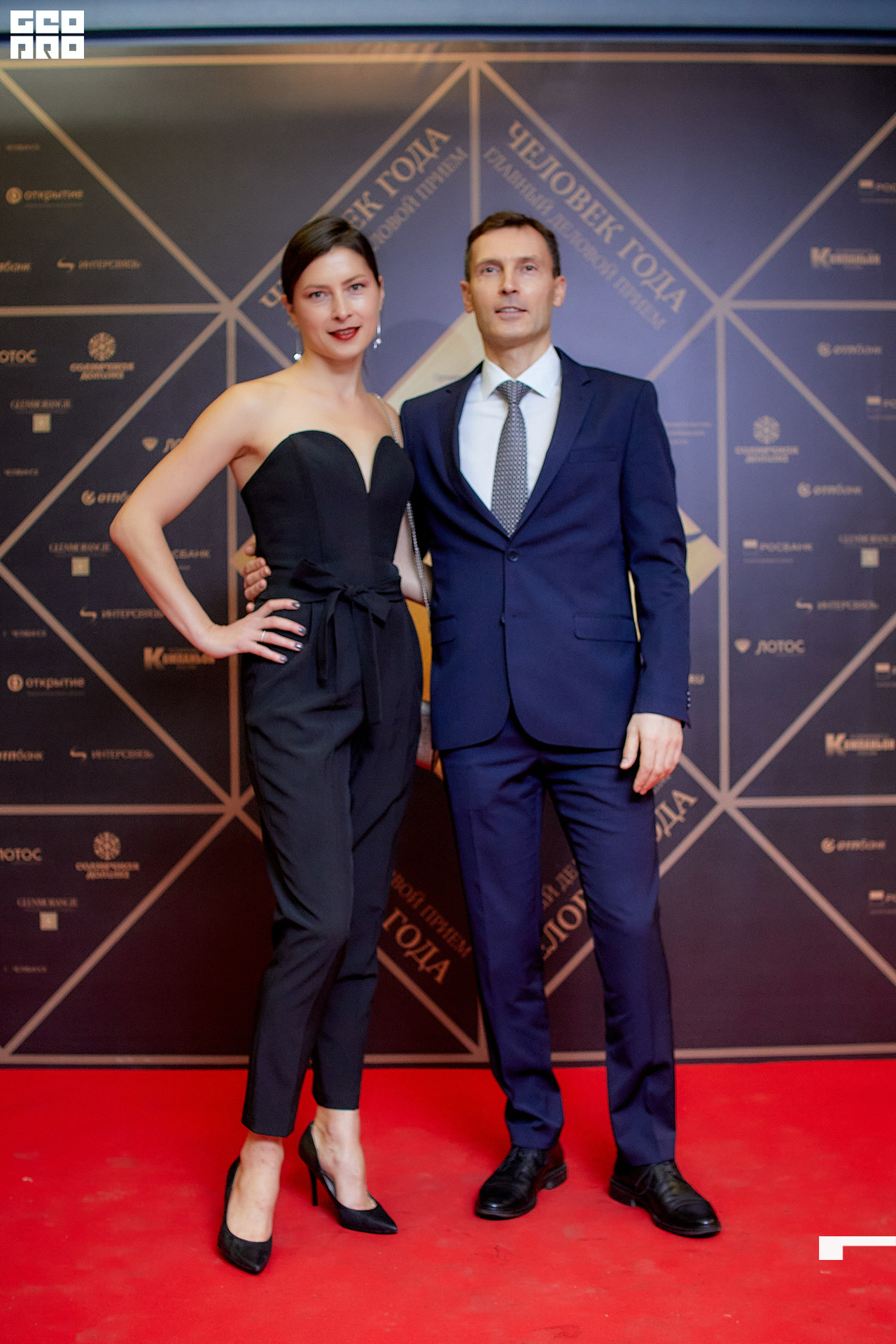 159_21-12-09 ISAEVA KASHIN SHVETS.jpg