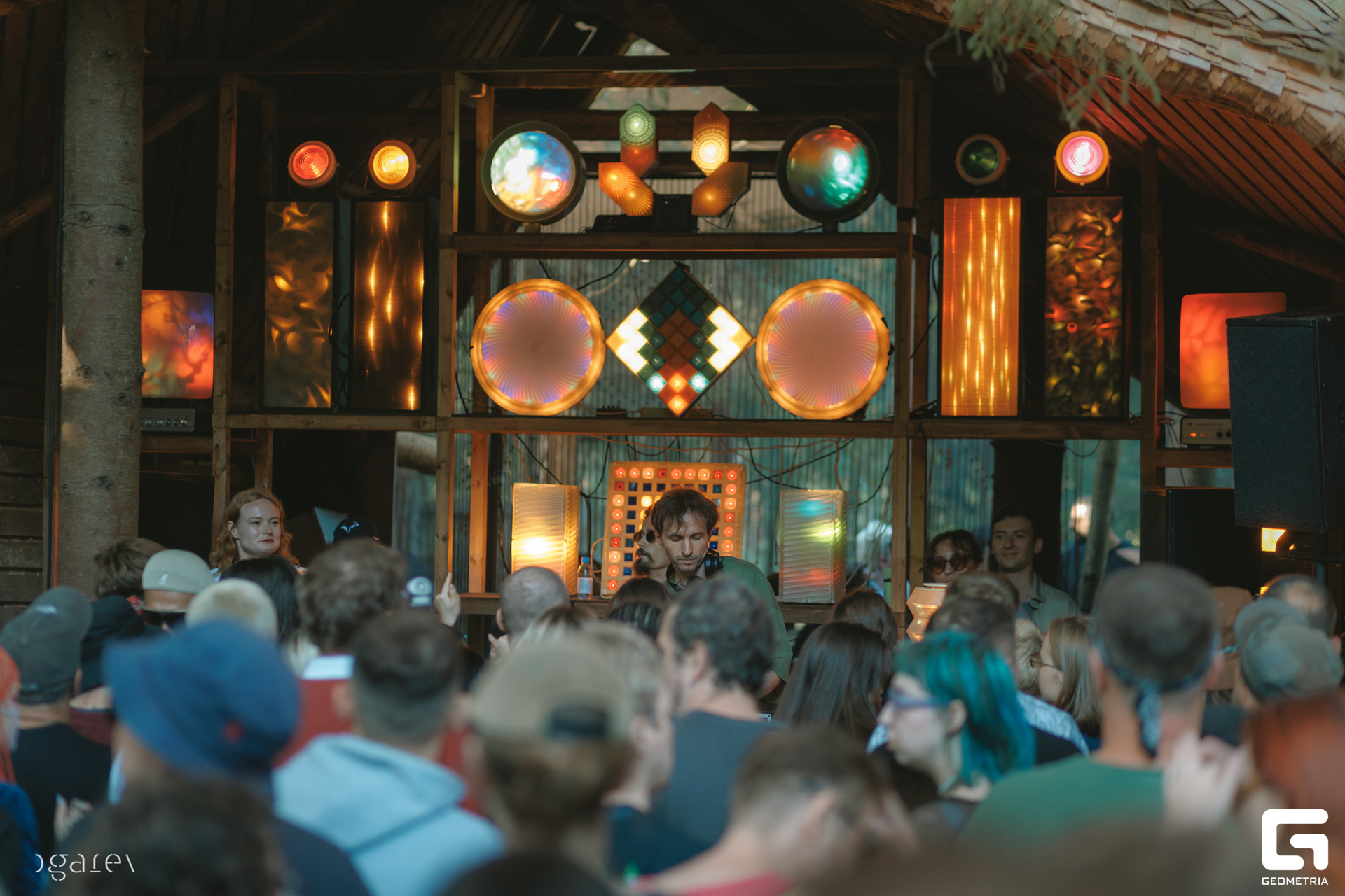 OUTLINE 2024-427-109.jpg