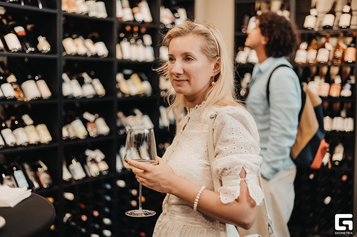 Розыгрыш от Enoteca Centrale 13