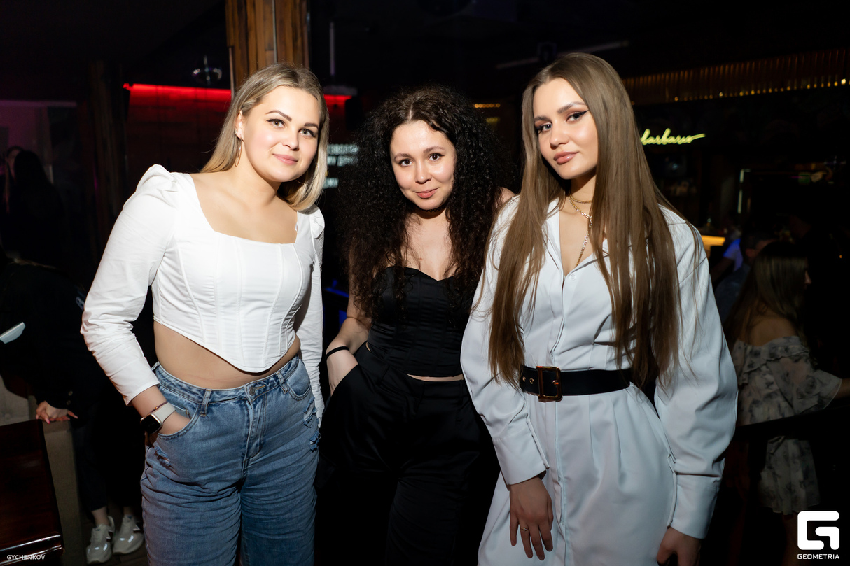 Weekend Party 30