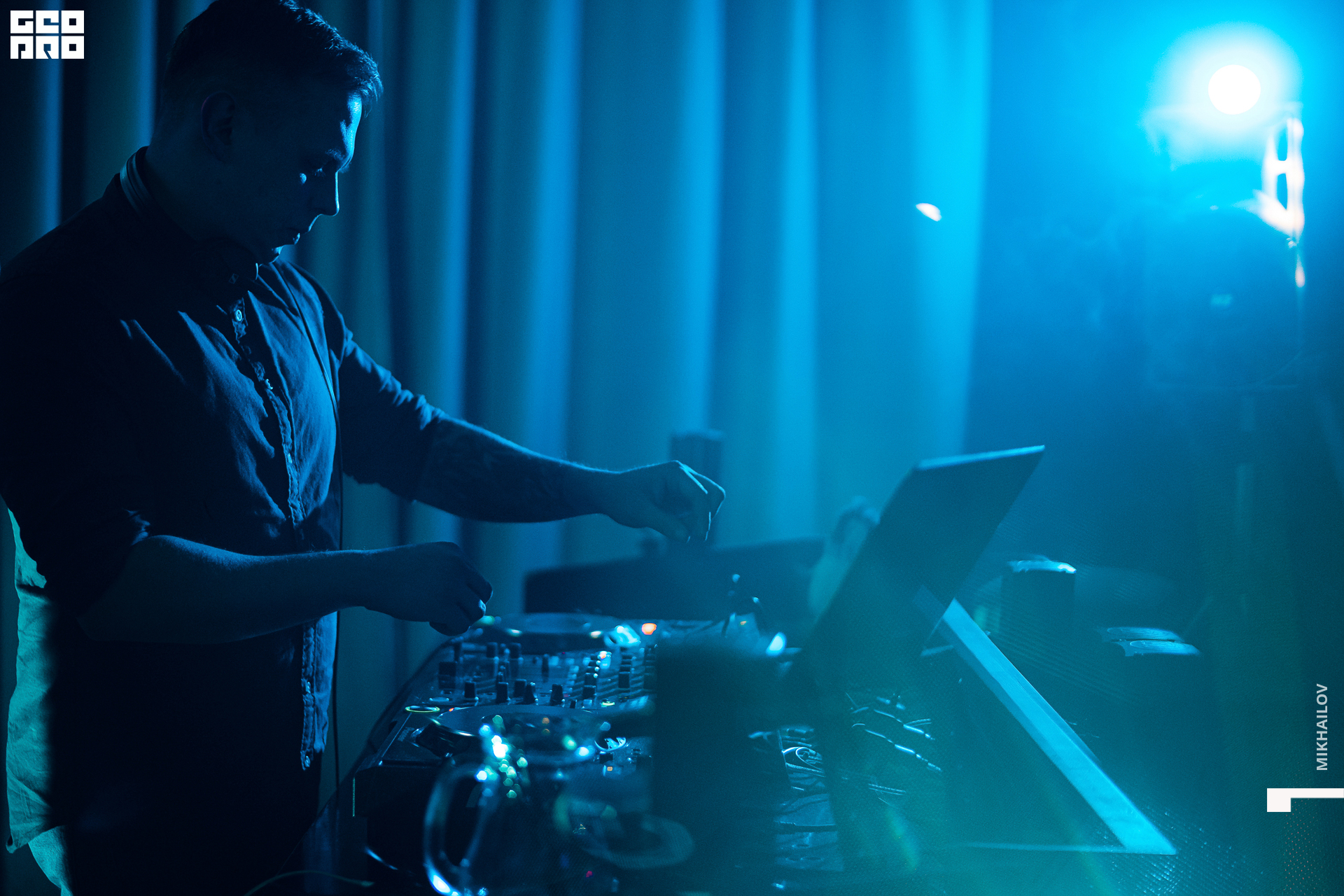 044-21-02-2021-00-18-Градусы - Михайлов - 2560.jpg