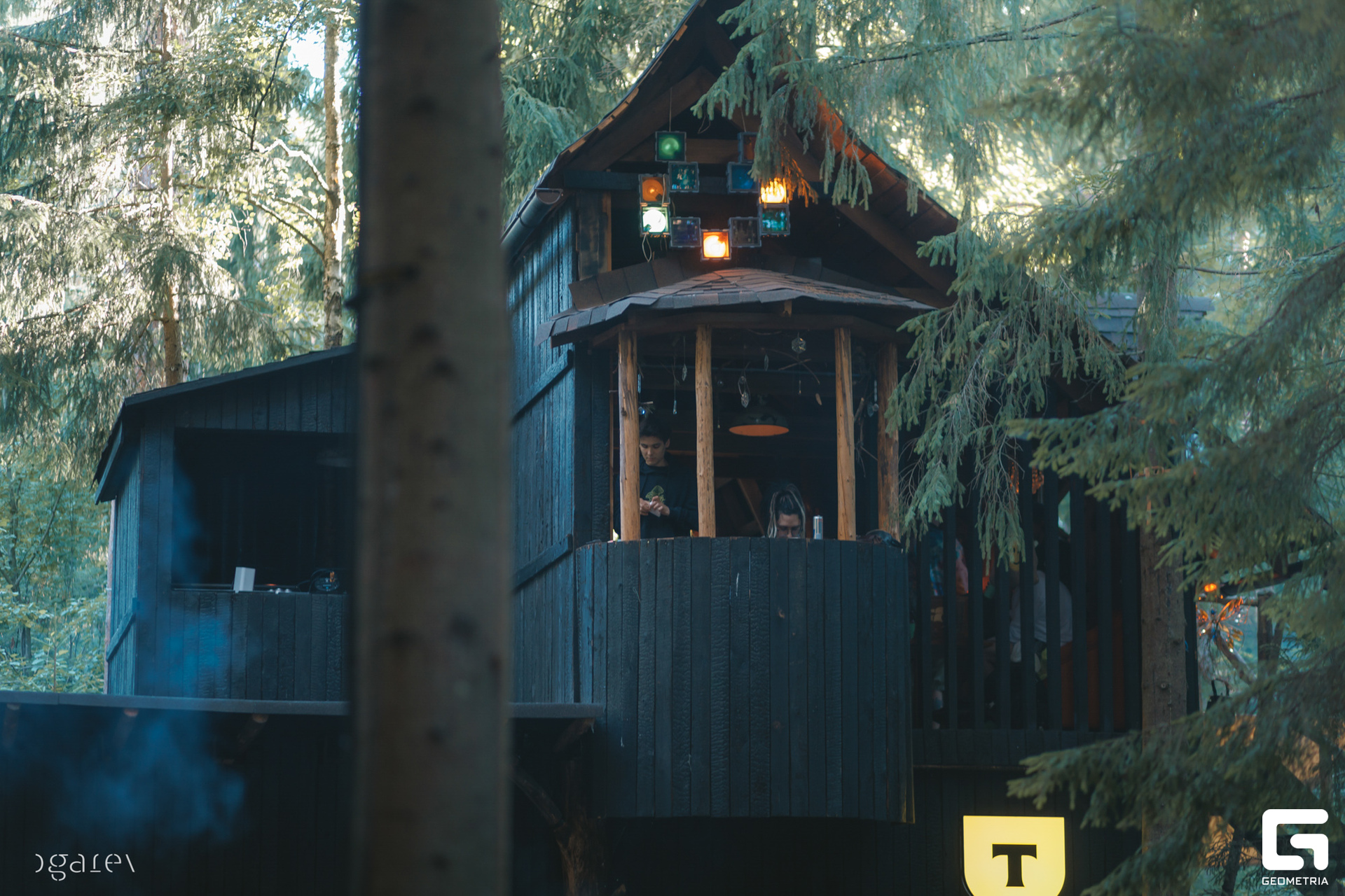 OUTLINE 2024-427-102.jpg