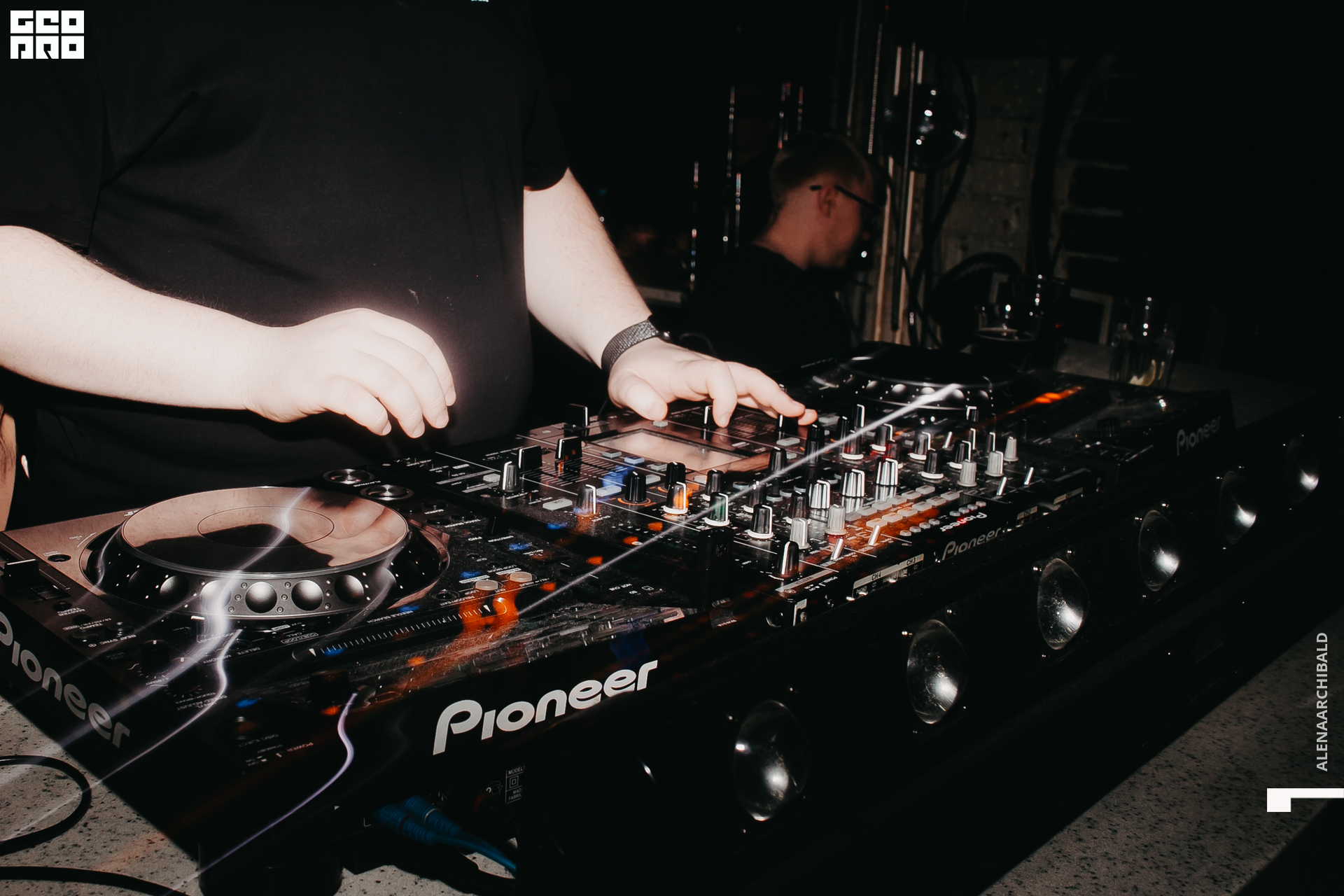 2021-04-03 00-43-45_alenaarchibald_044.JPG