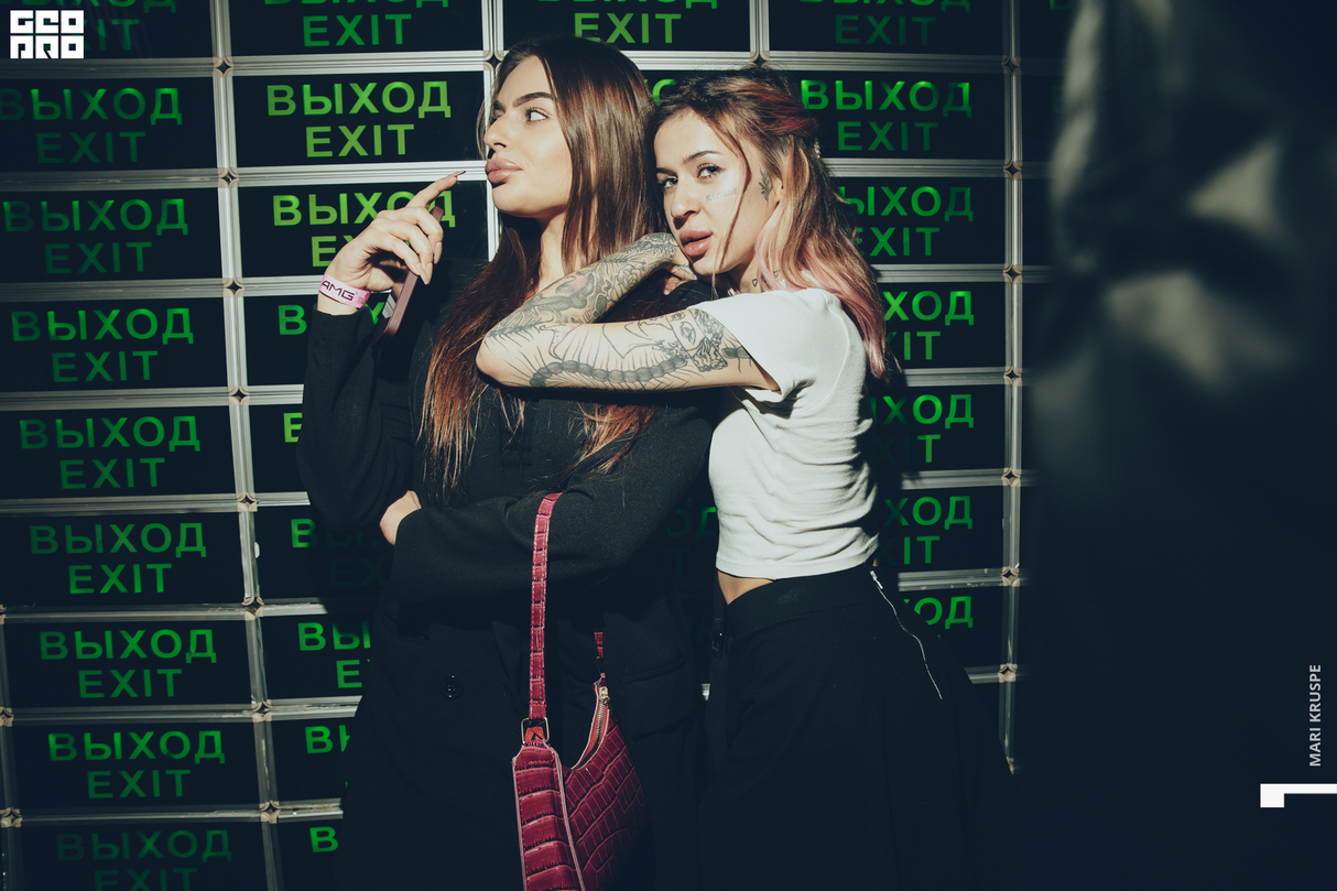 DVIZ PARIZ 11