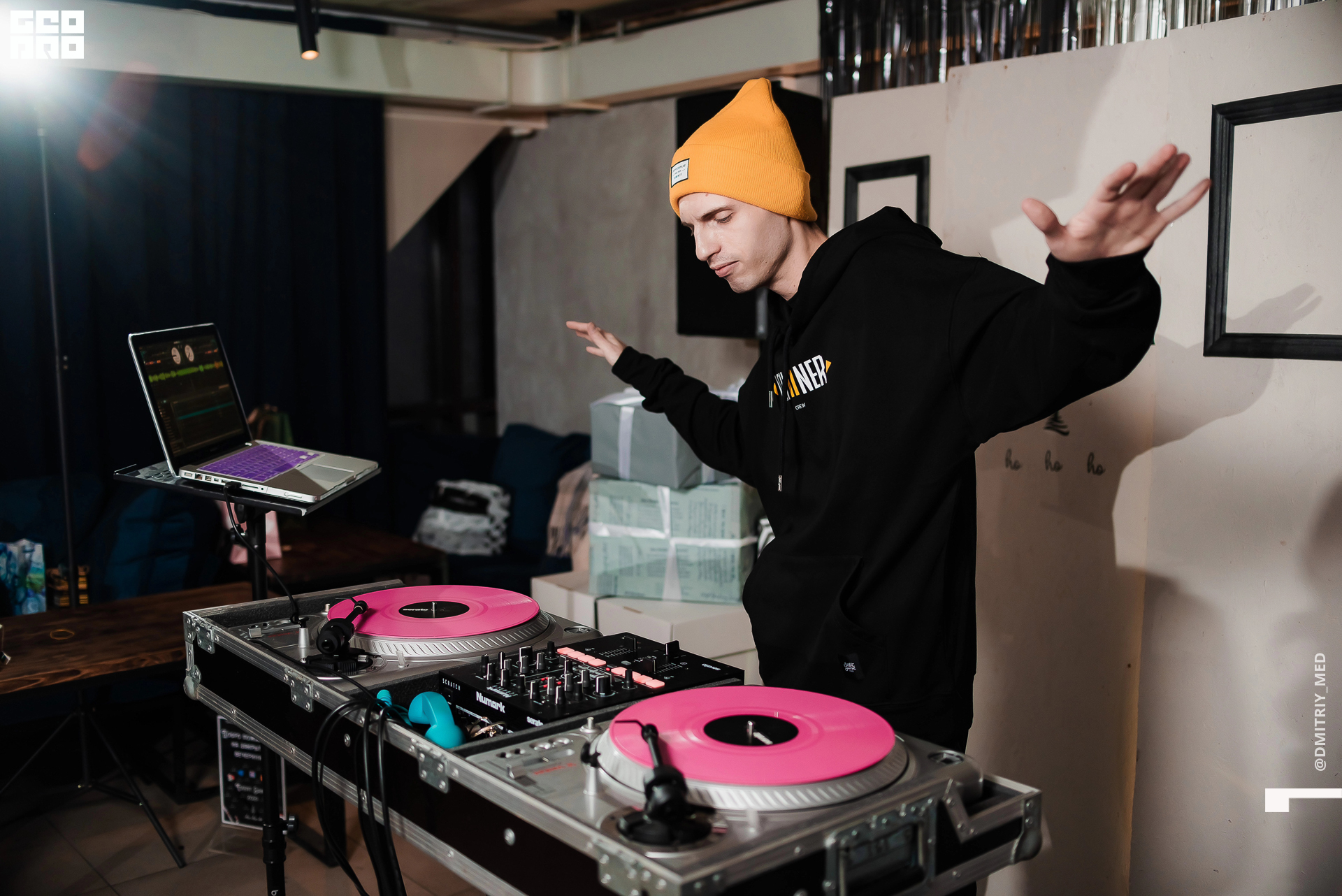 Фотограф @dmitriy_med   -0220.jpg