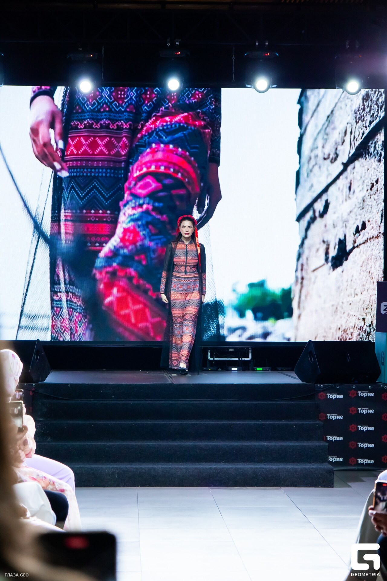 photo 164_resized.jpg