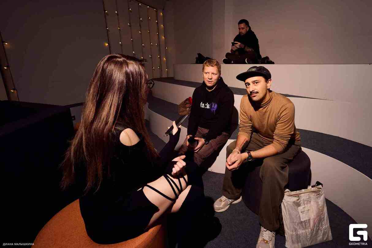 Показ документального фильма «Смена» 20