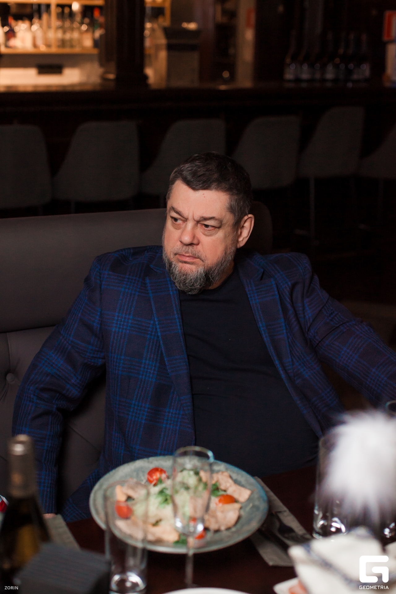 059-20-18-54-28-12-24- Zorin.jpg