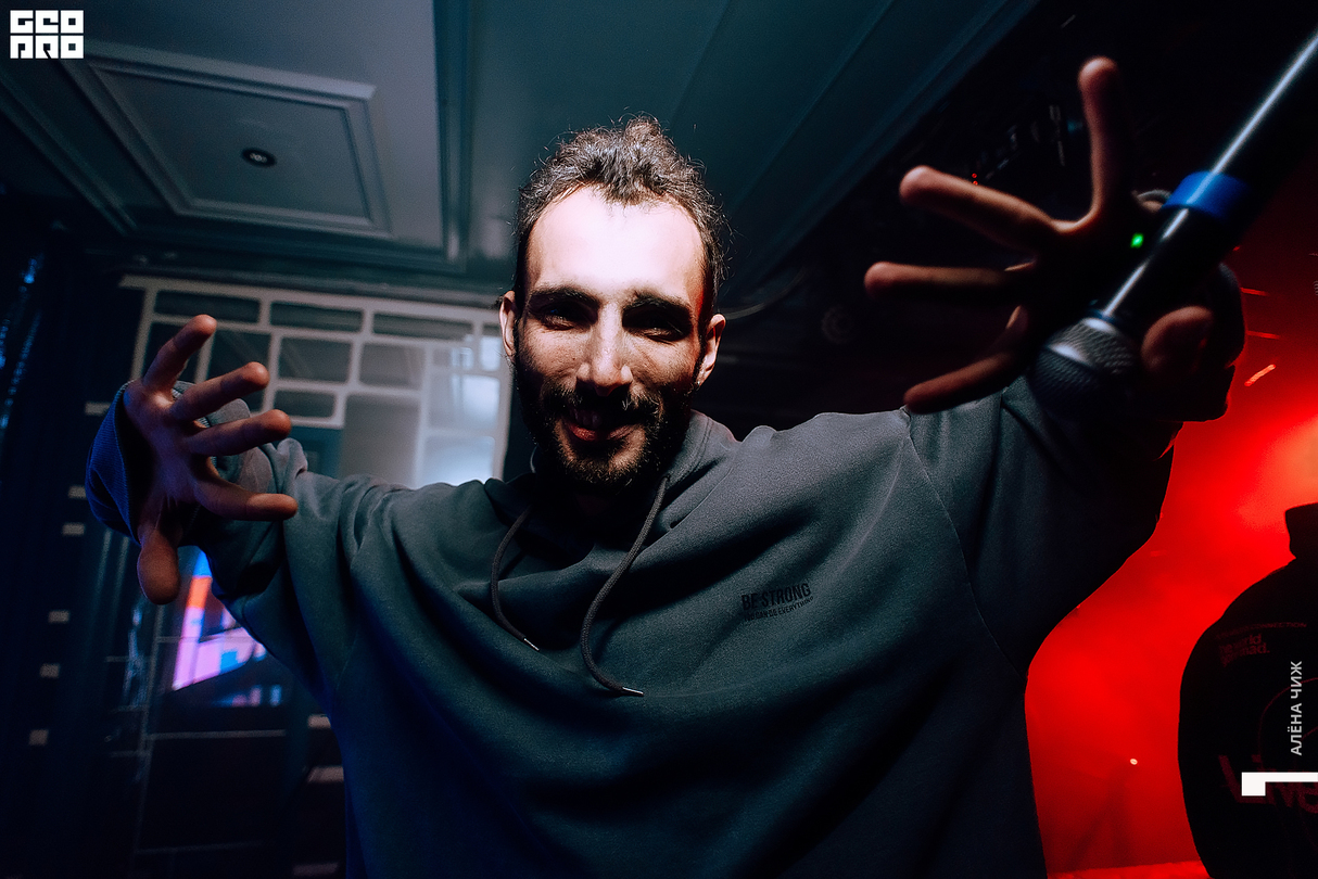 THE TOP CLUB WKND 19