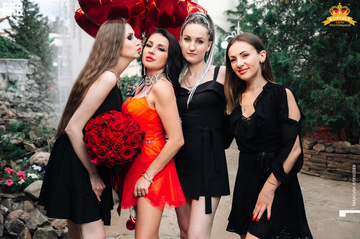 Пятница в ресторане Корона 14