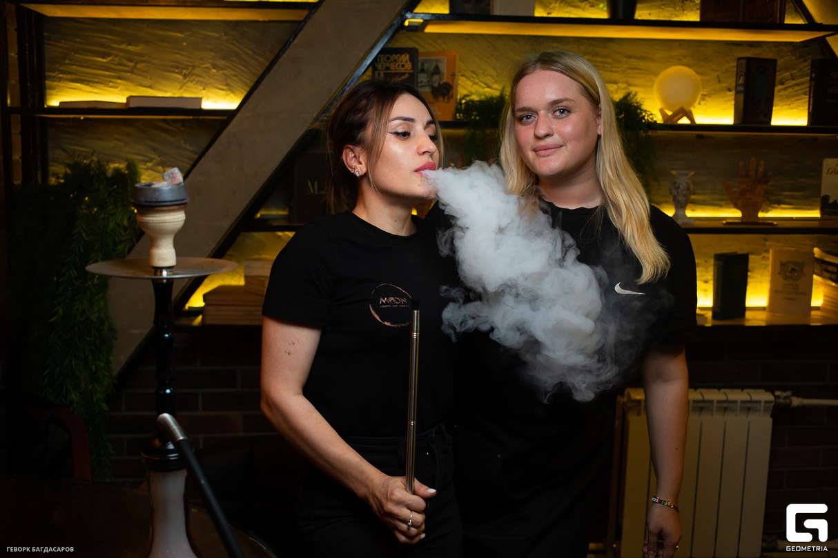 Friday night in Moon Lounge Bar 29