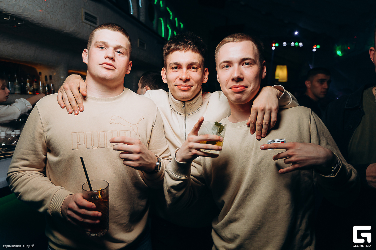 Коктейль бар - пятница 17