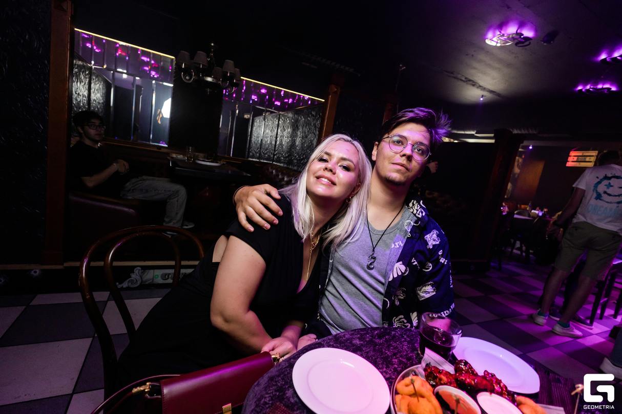 Saturday party 22