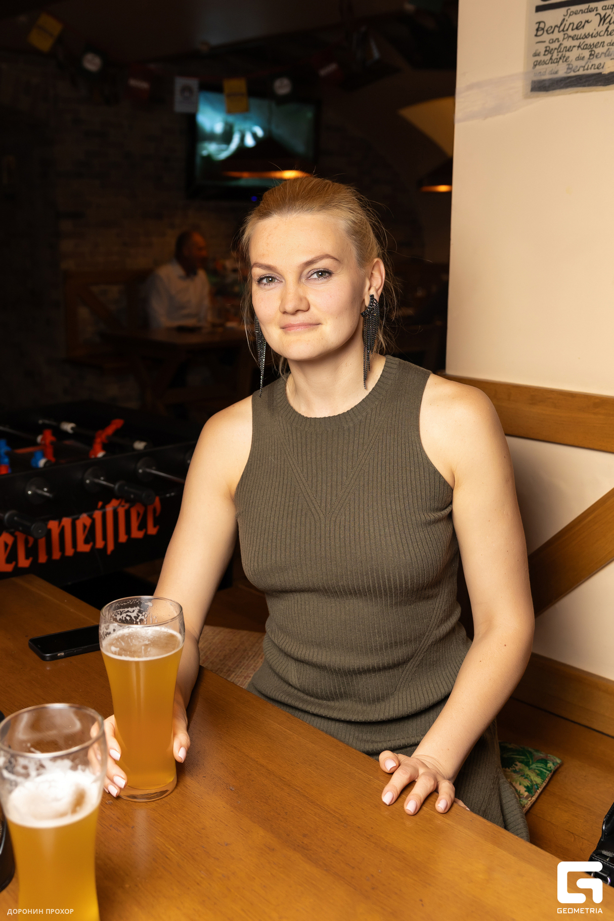 ХЭЛЛОУИН в ресторане BIER HAUS  - мертвые невесты 11