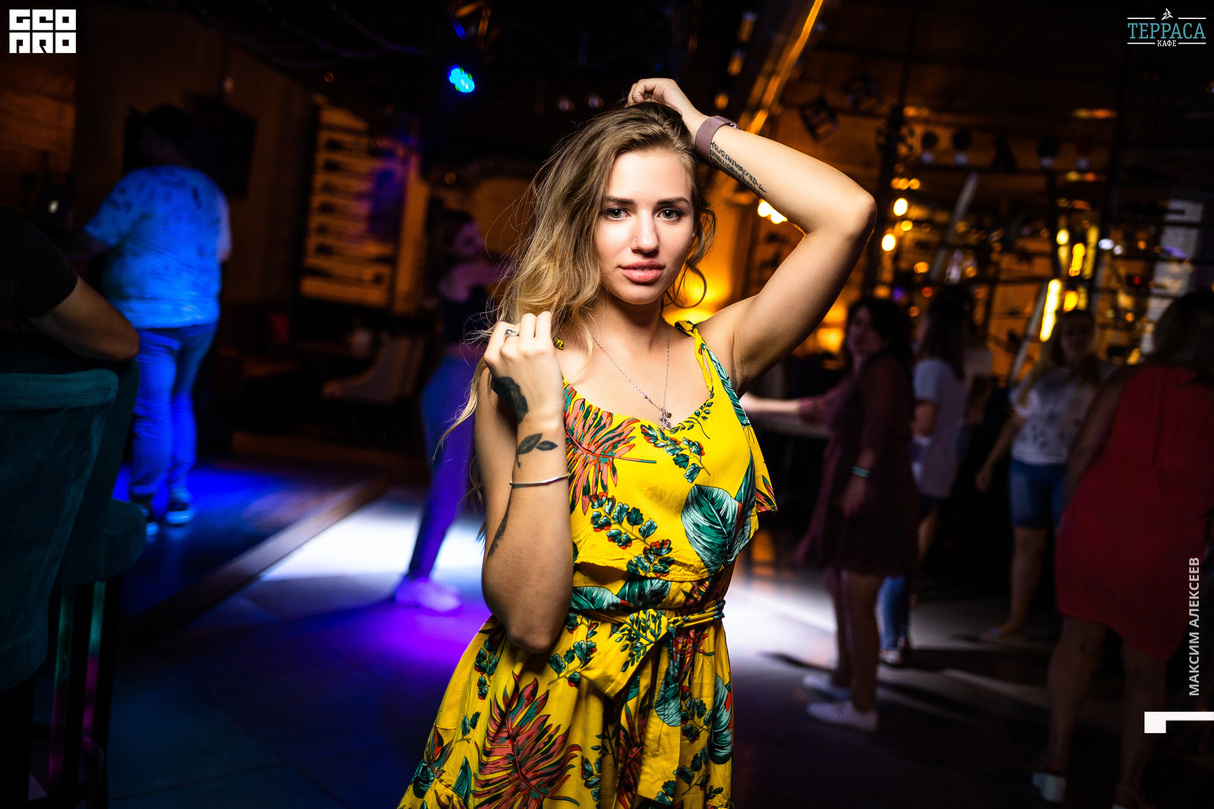 Пятница в кафе Терраса 20