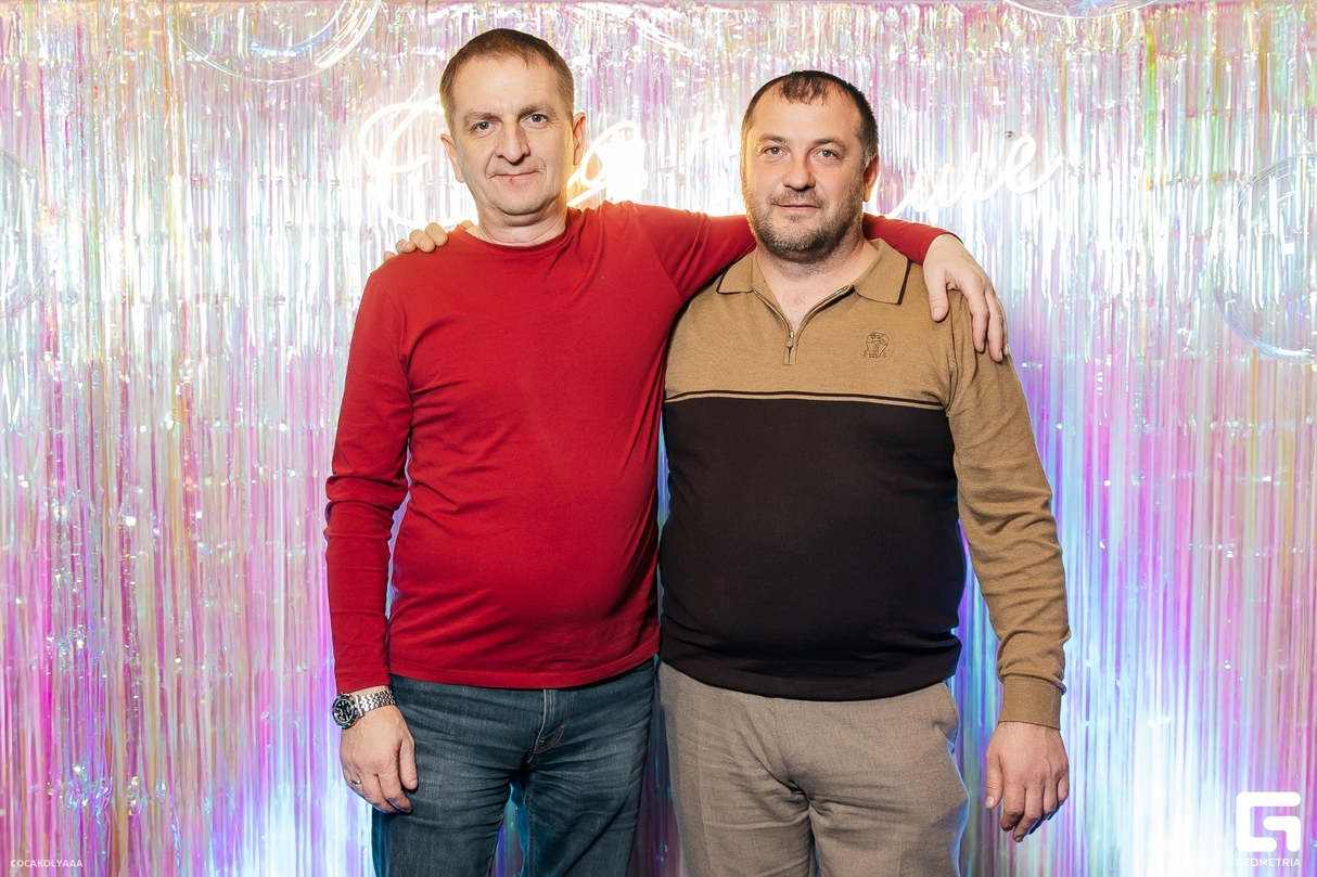 Saturday party 27