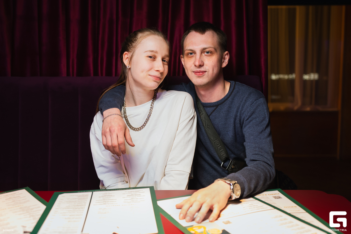 Суббота в баре Мама сказала можно 13
