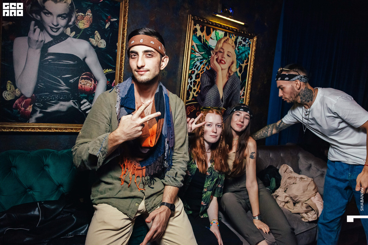 Hippie Party 14